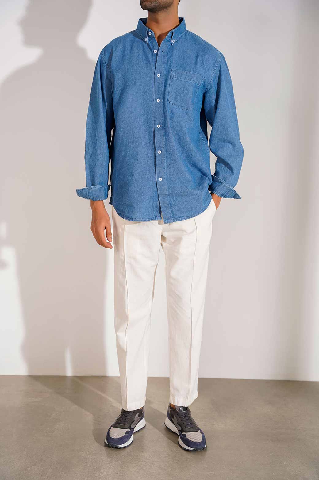 LIGHT BLUE DENIM BUTTON DOWN