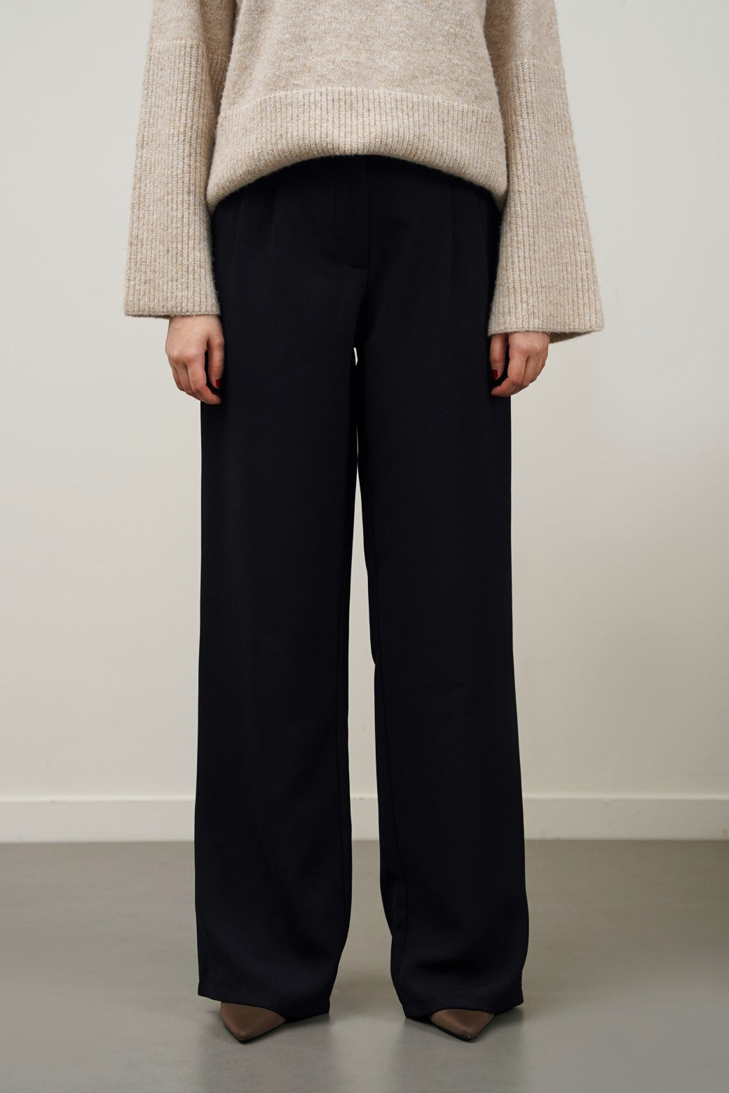 BLACK LONG FORMAL STRAIGHT TROUSERS