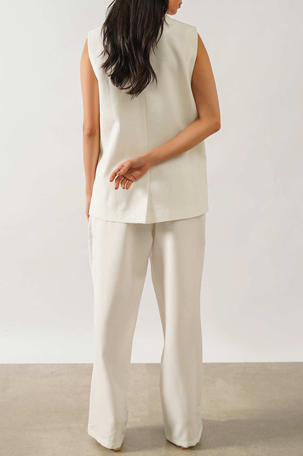 WHITE TAILORED OVERSIZED PANT