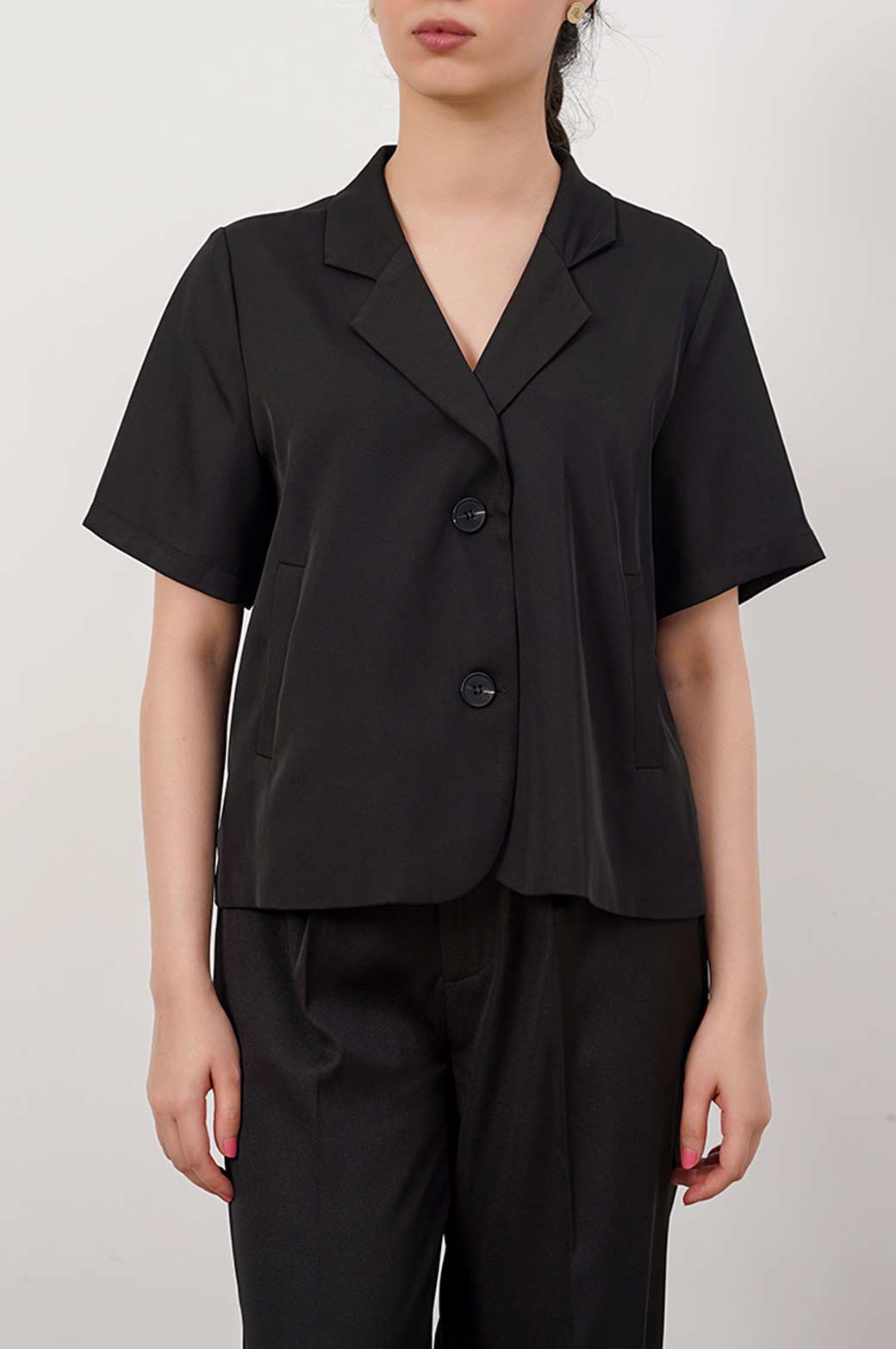 BLACK CROPPED BLAZER SHIRT