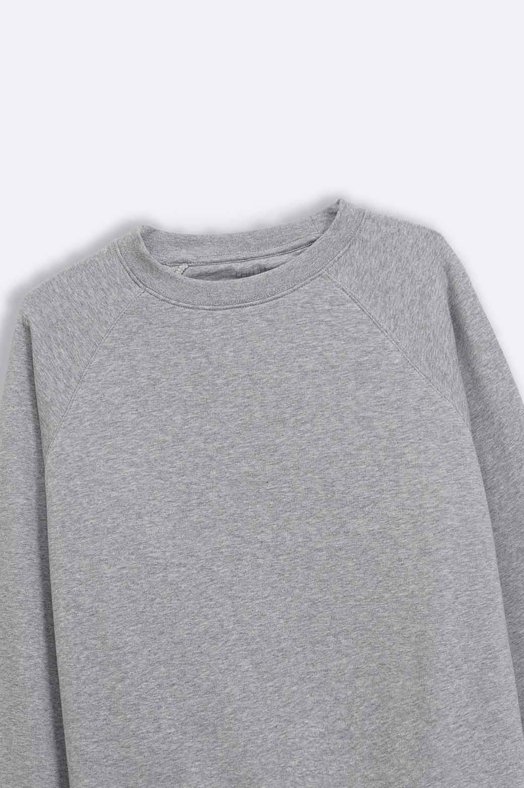 HEATHER GREY EVERYDAY RAGLAN SWEATSHIRT