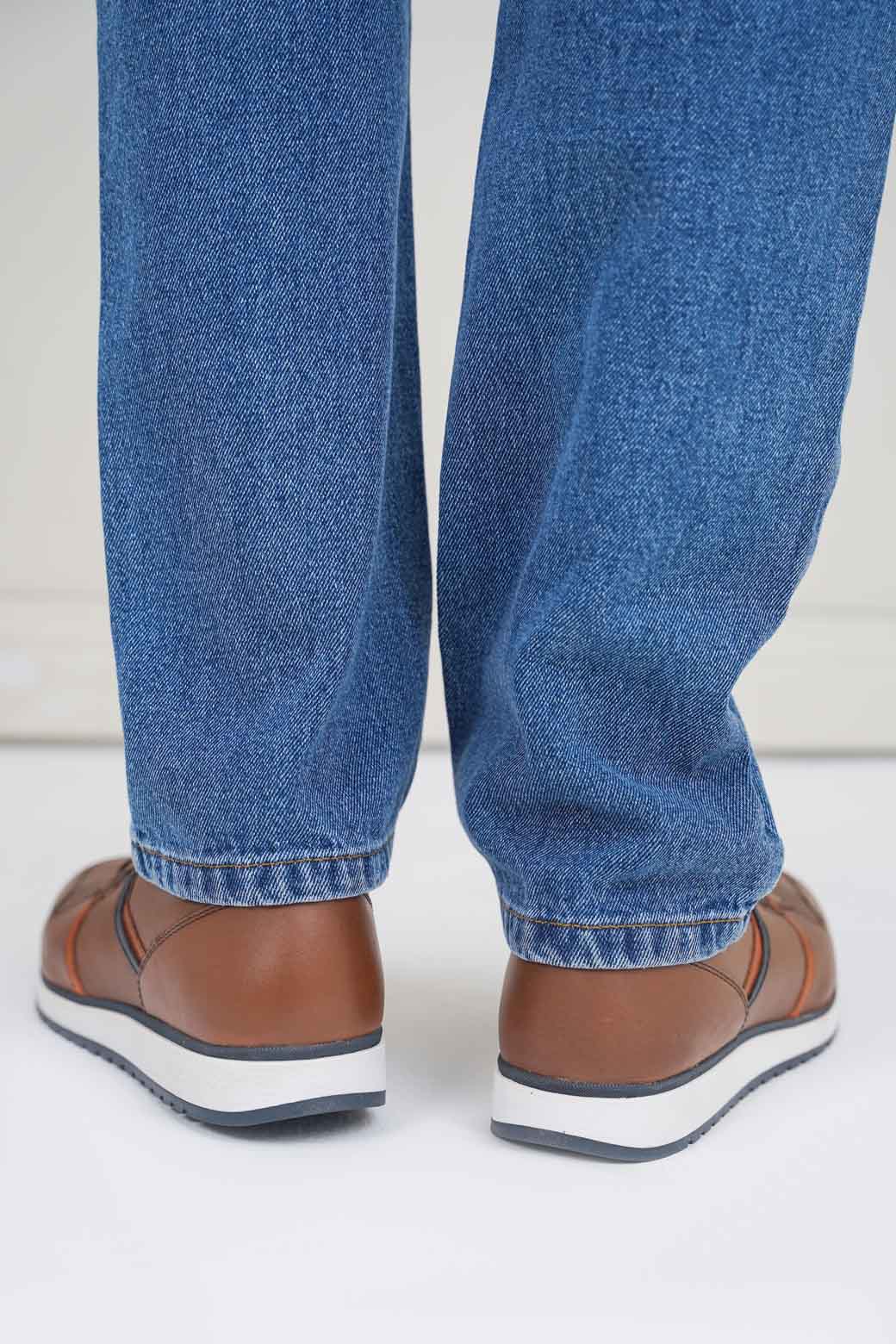 TAN LEATHER SNEKAERS