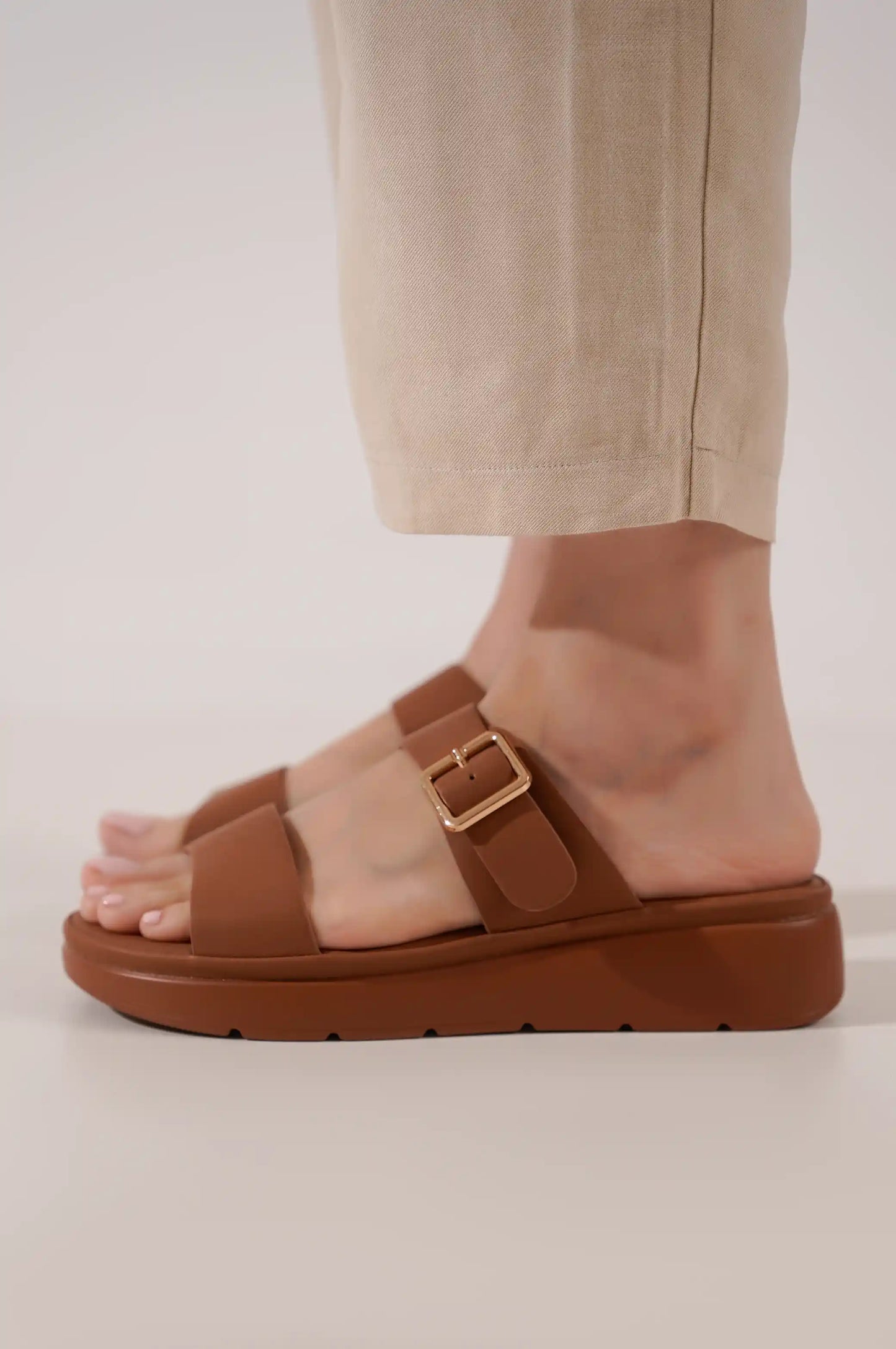BROWN ECO MAMA SLIDES