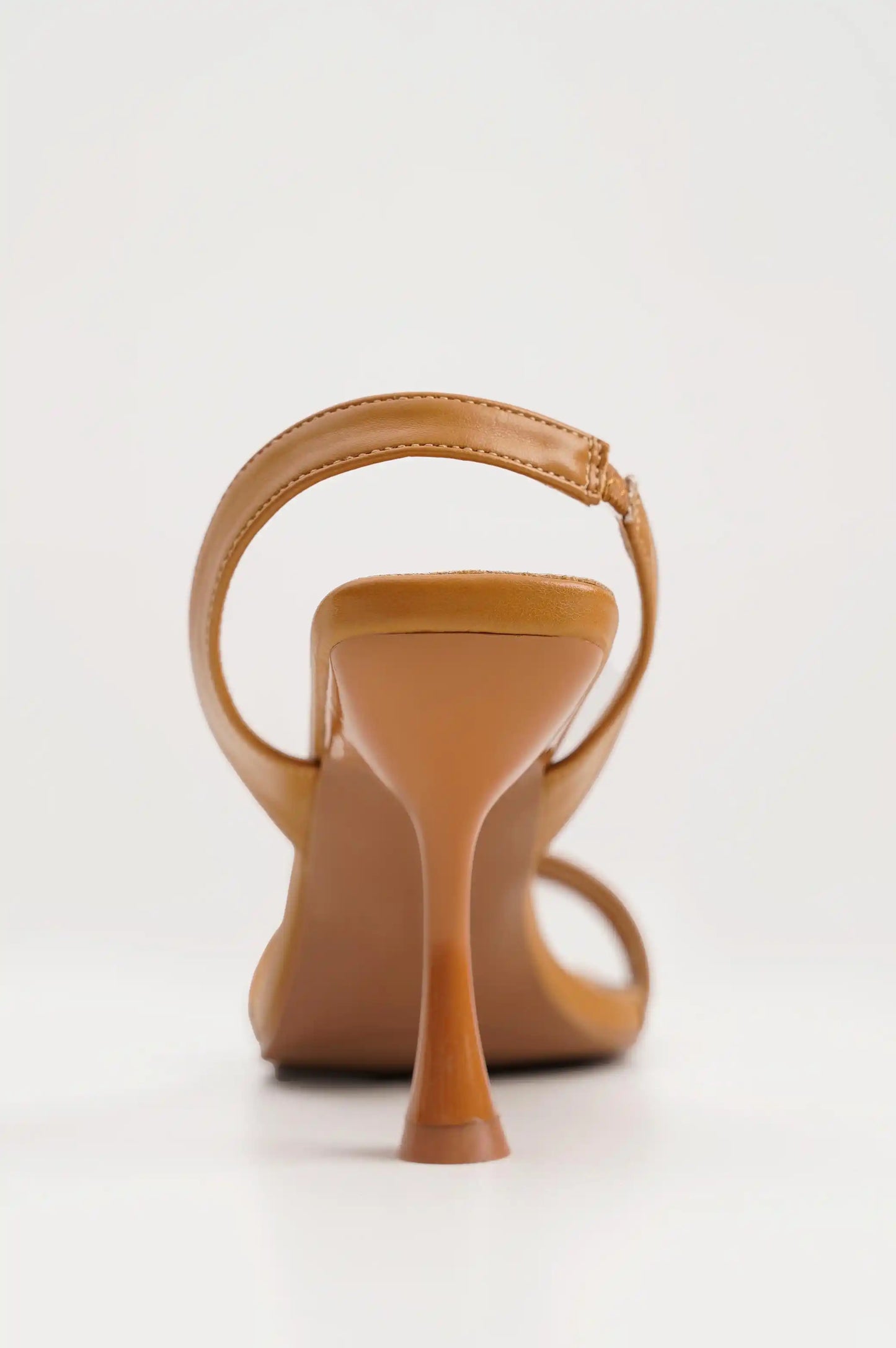 BROWN SLINGBACK HEELS