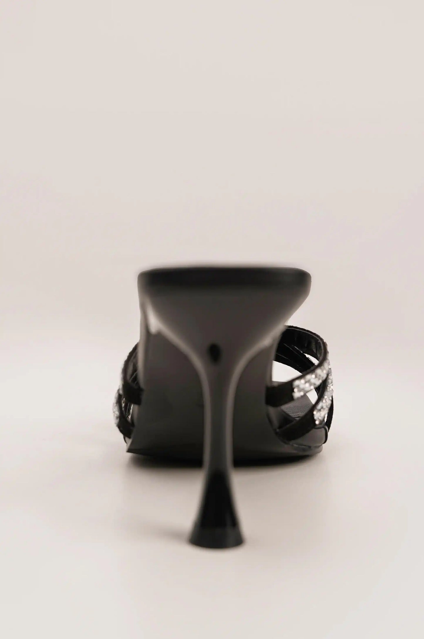 BLACK CRISS-CROSS HEELS