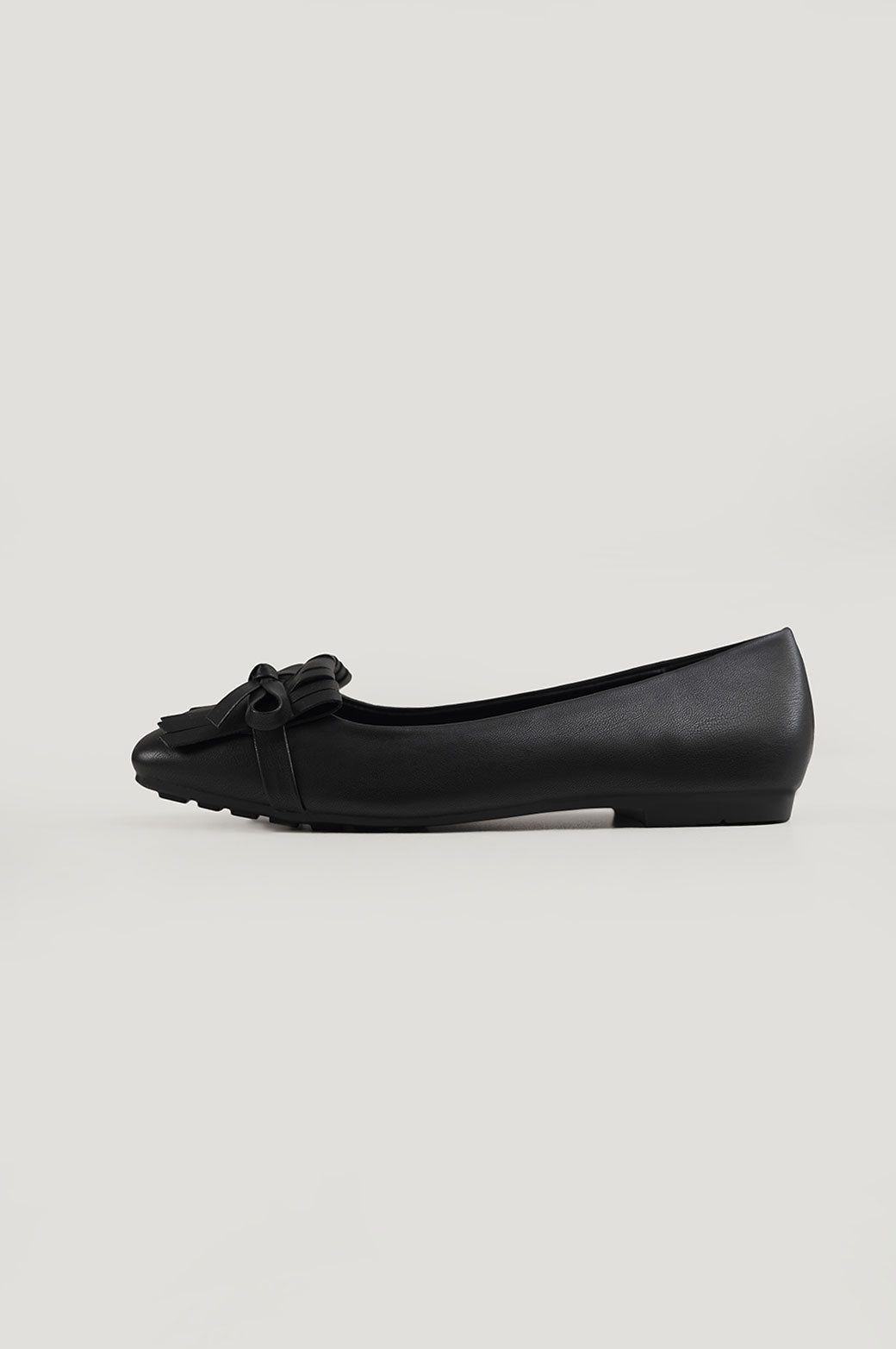 BLACK MADDIE MAMA LOAFERS