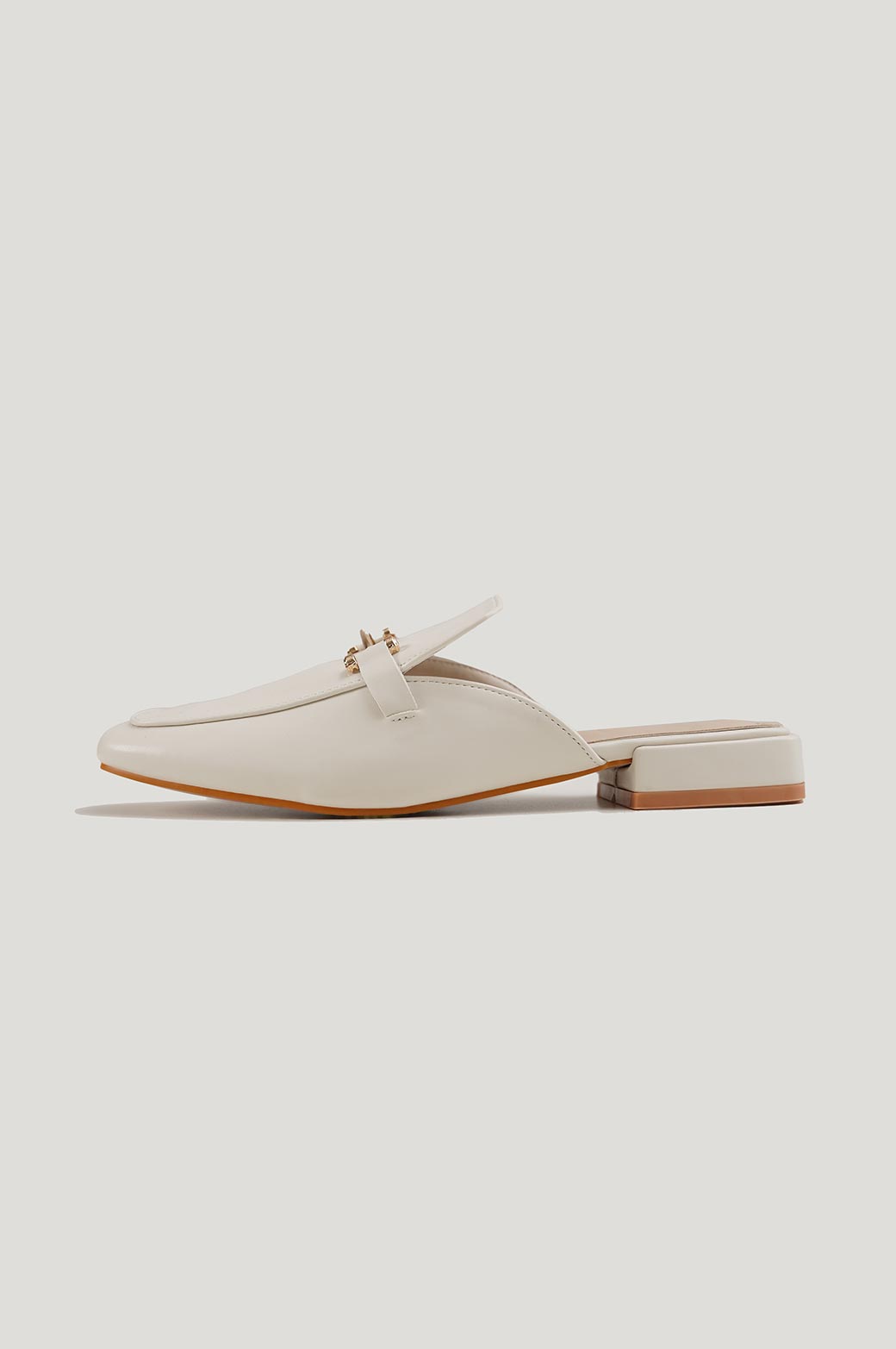 OFF WHITE MINIMALIST MULES