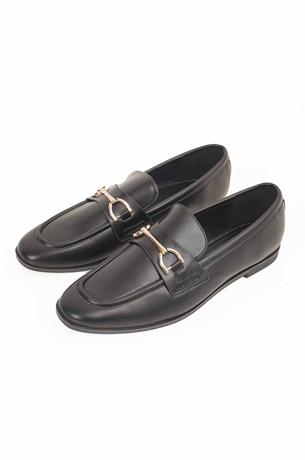 BLACK LOAFERS WITH BUCKLE
