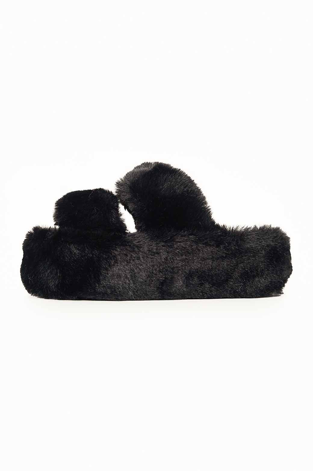 BLACK PLATFORM FUR SLIDES