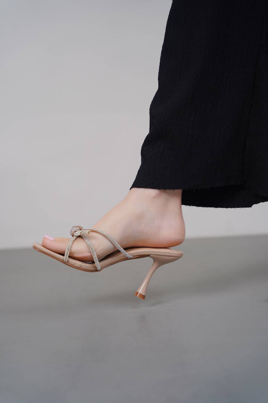 KHAKI PARTY HIGH HEELS