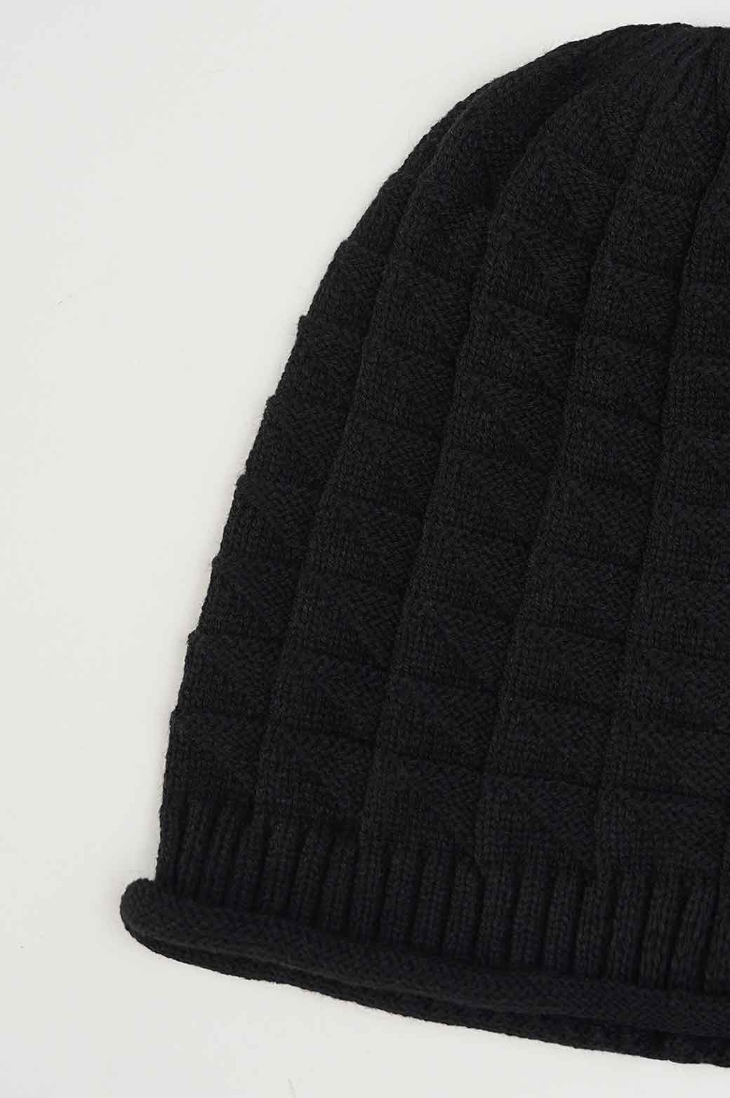 BLACK CROCHET LONG KNIT BEANIE