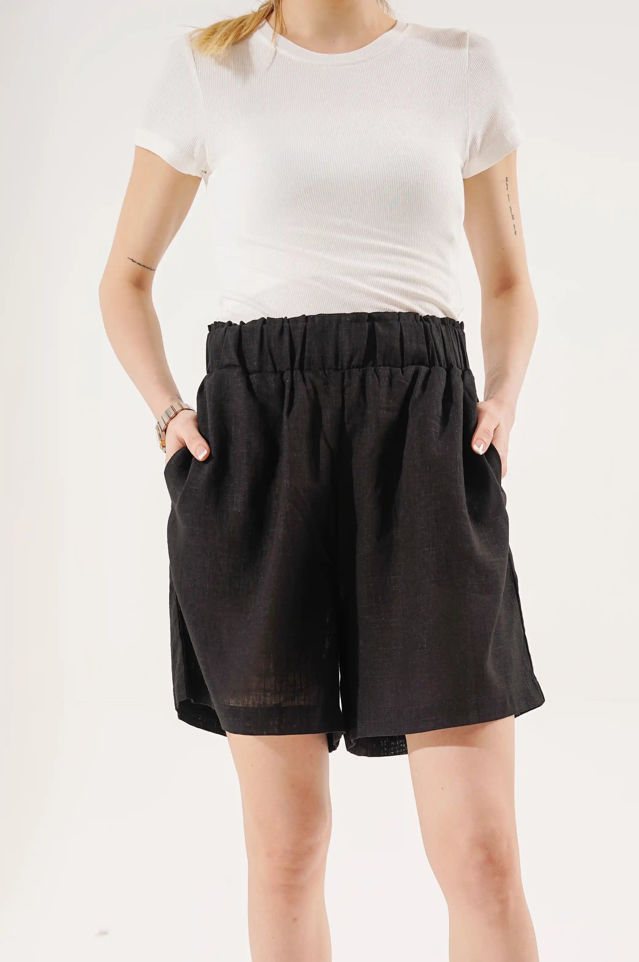 Black linen clearance shorts ladies