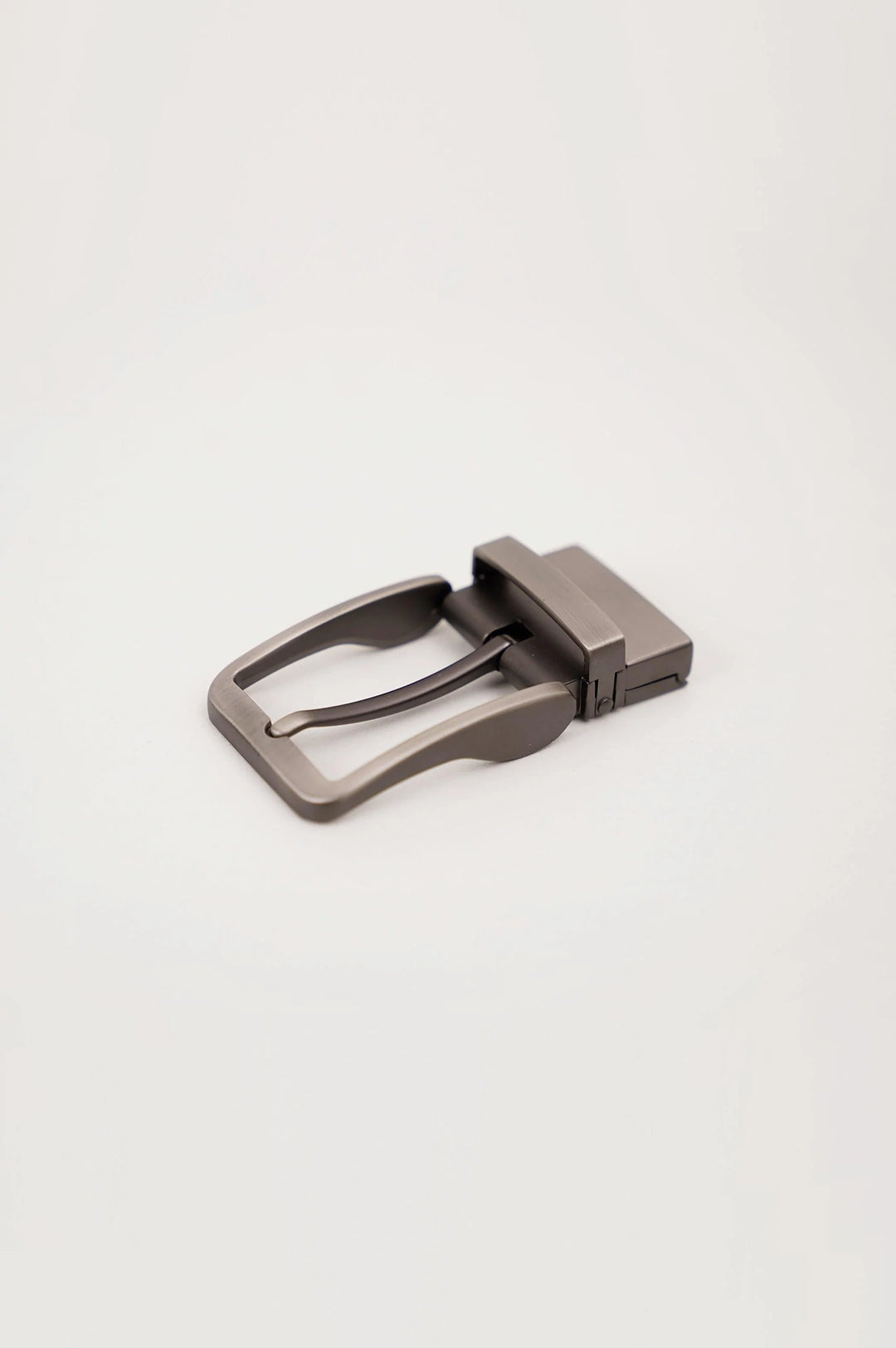 GUN METALLIC BELT BUCKLE