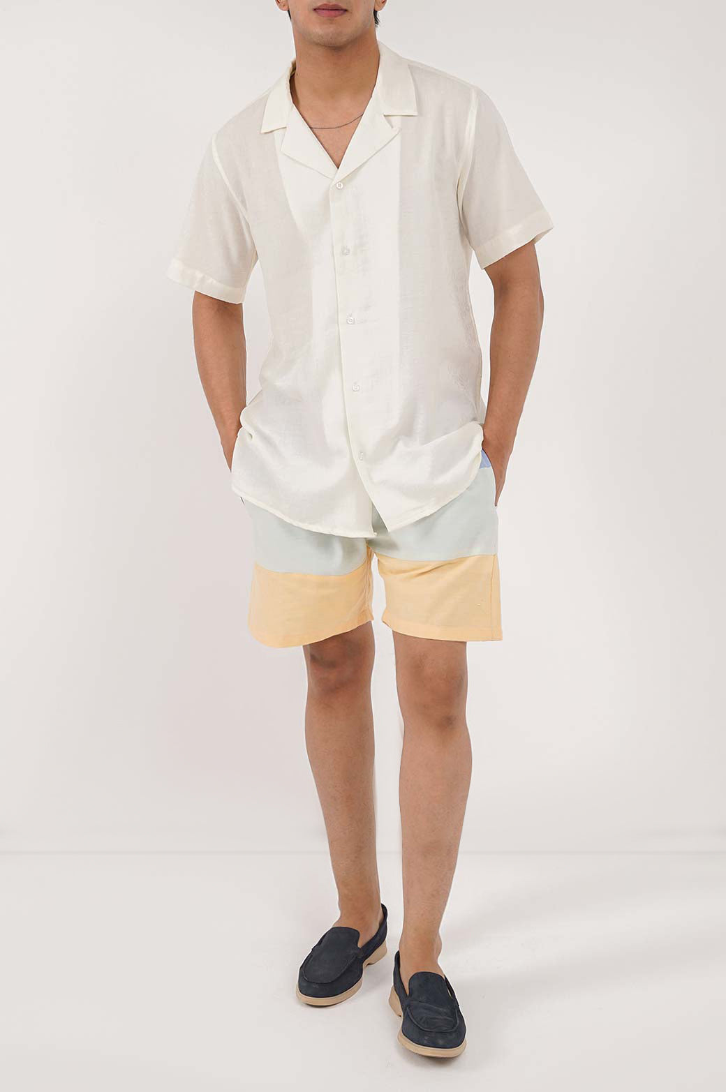MULTI LAMA EMBLEM CHAMBREY SHORTS