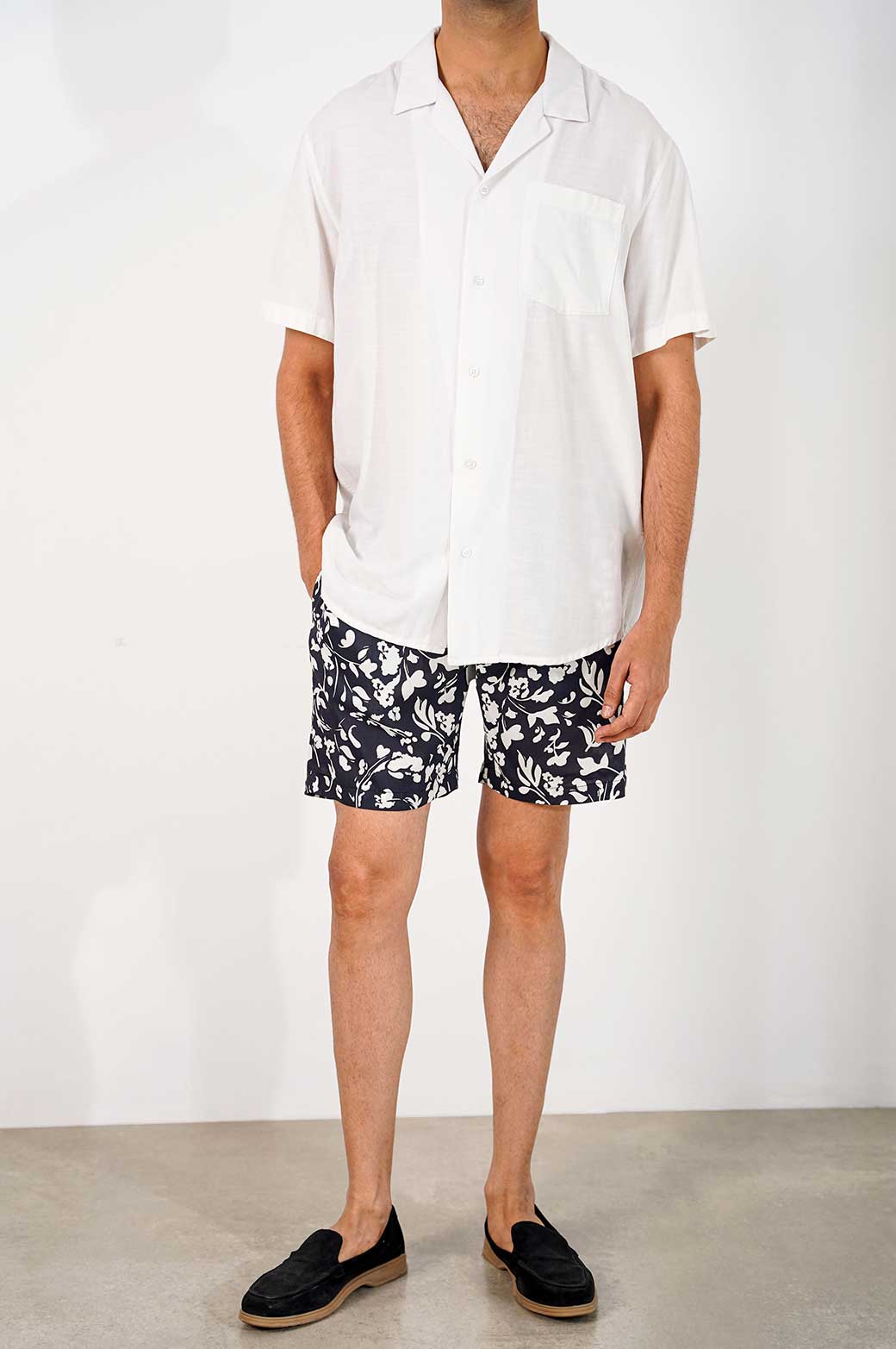 NAVY PRINTED DRAWSTRING SHORTS