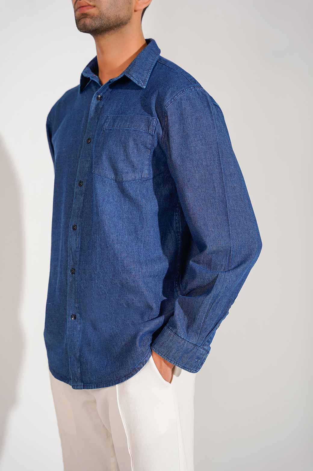 DARK INDIGO DENIM BUTTON DOWN