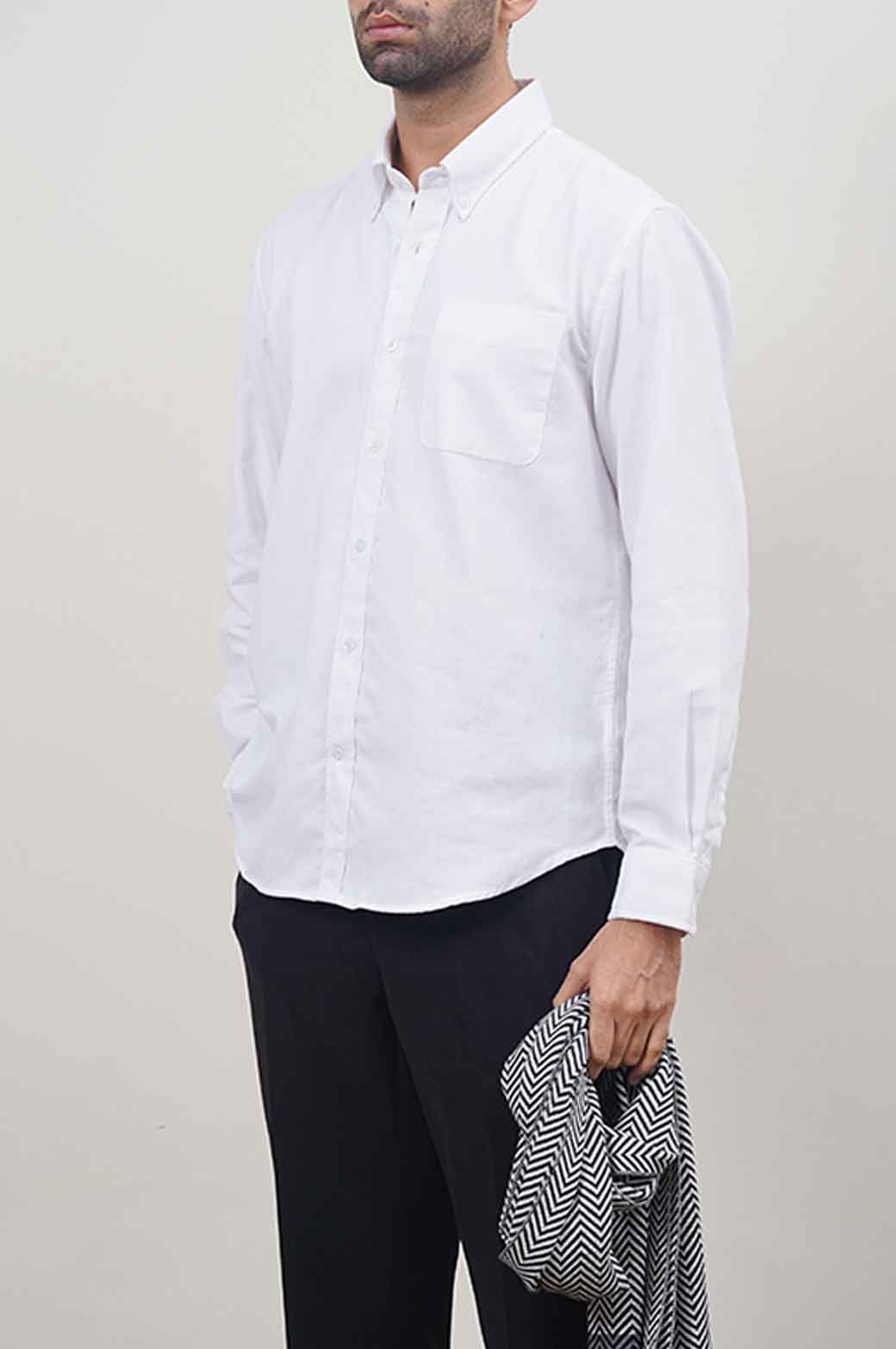WHITE OXFORD SHIRT