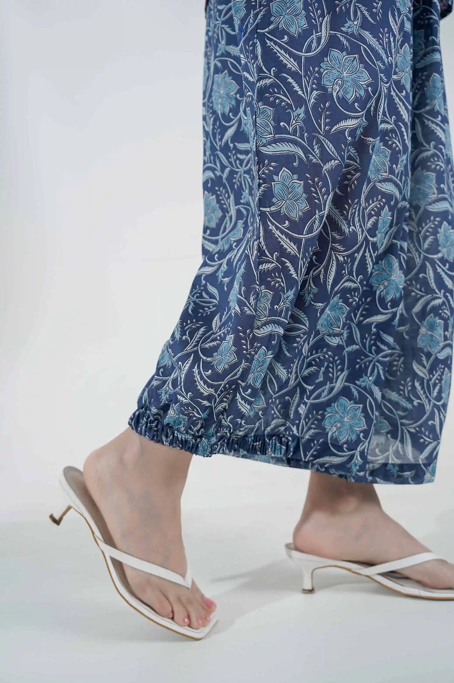 BLUE FLORAL PRINTED SET