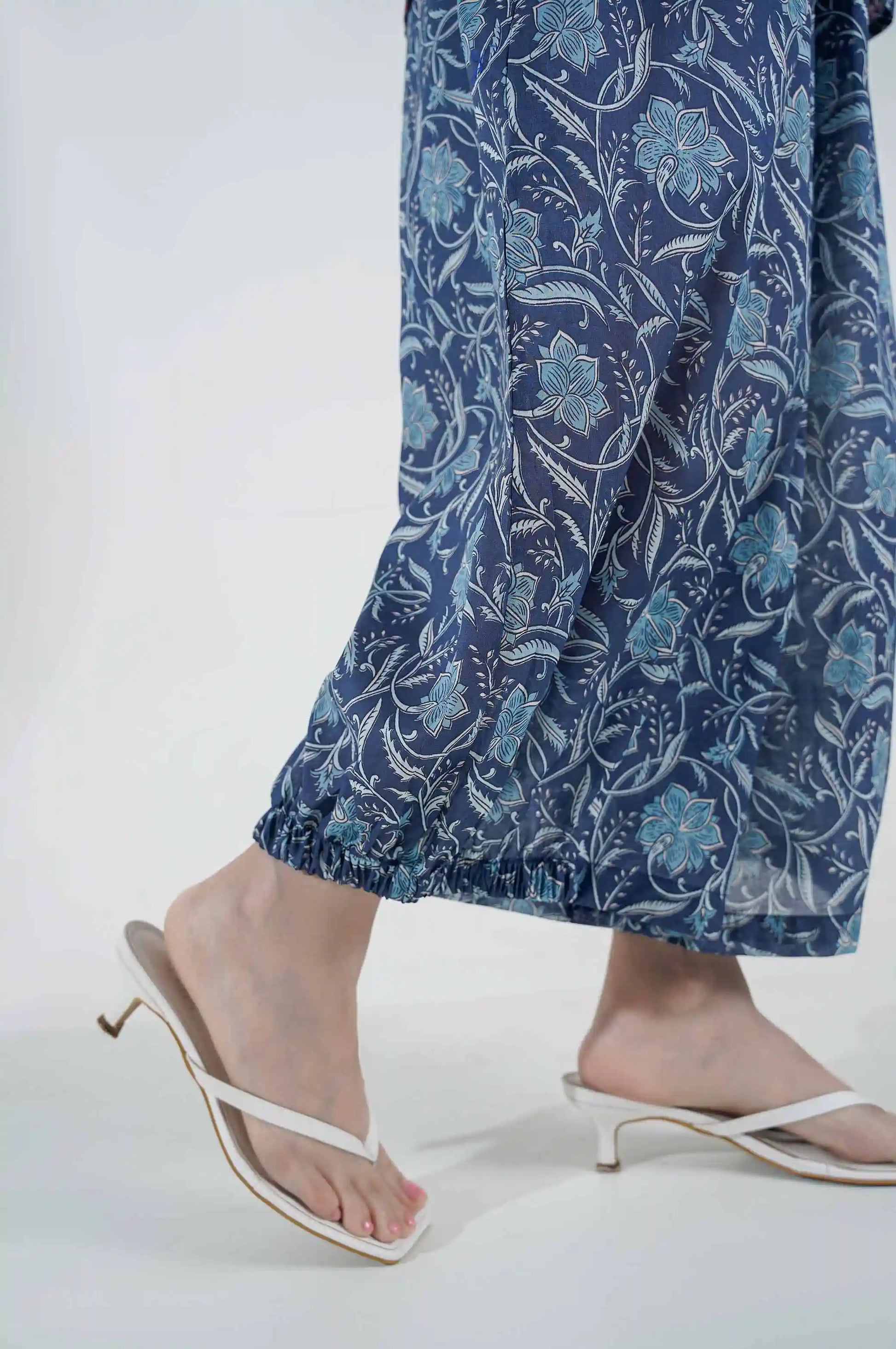 BLUE FLORAL PRINTED SET