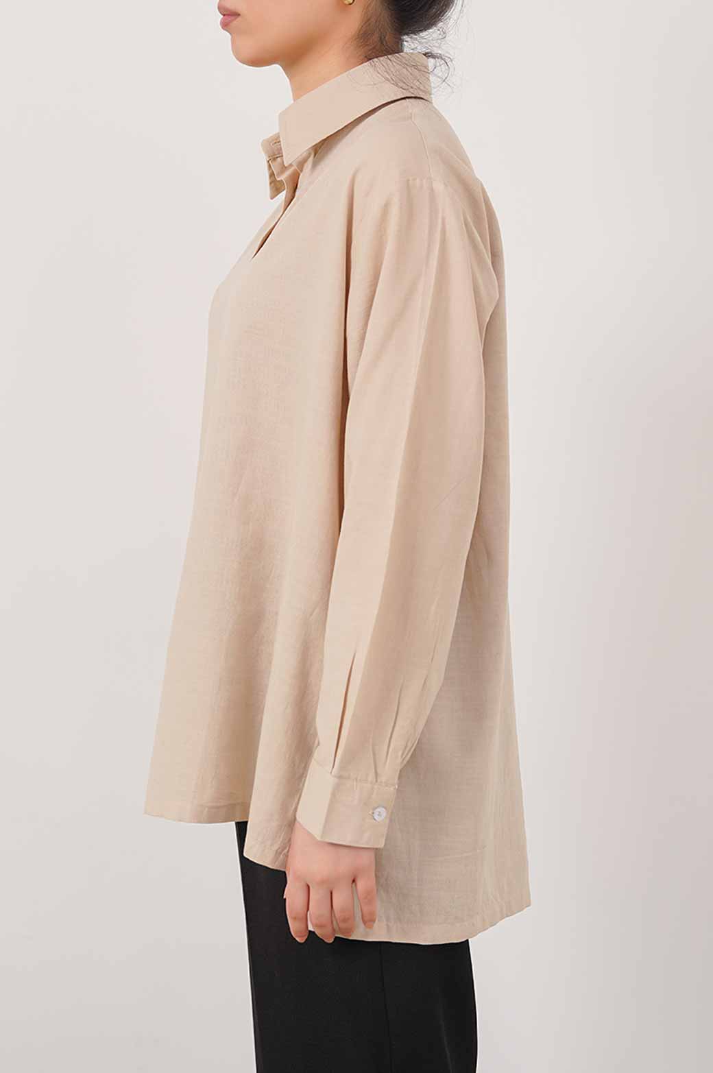 BEIGE BUTTON DOWN SHIRT