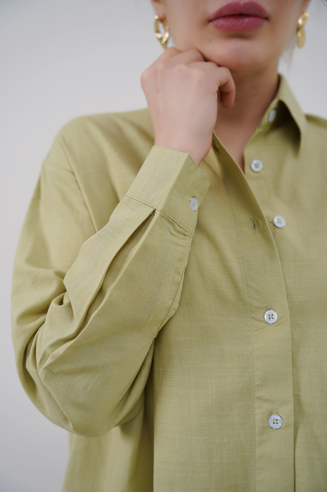 GREEN BUTTON DOWN SHIRT