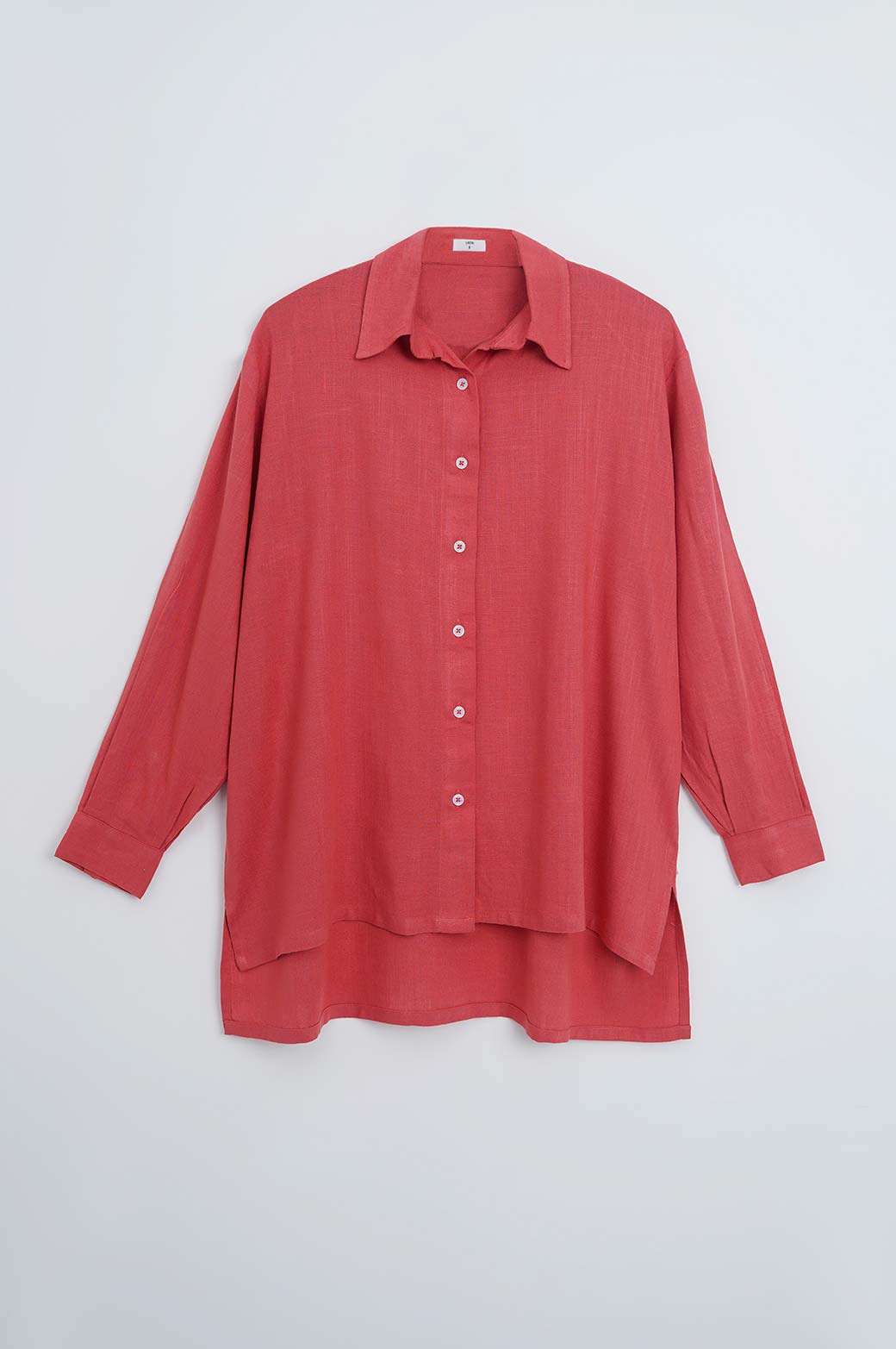 CORAL EVERYDAY BUTTON DOWN SHIRT