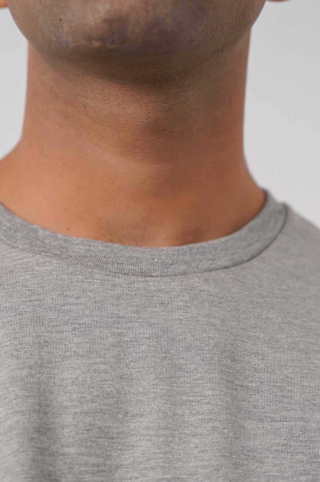 HEATHER GREY ROUND NECK T-SHIRT