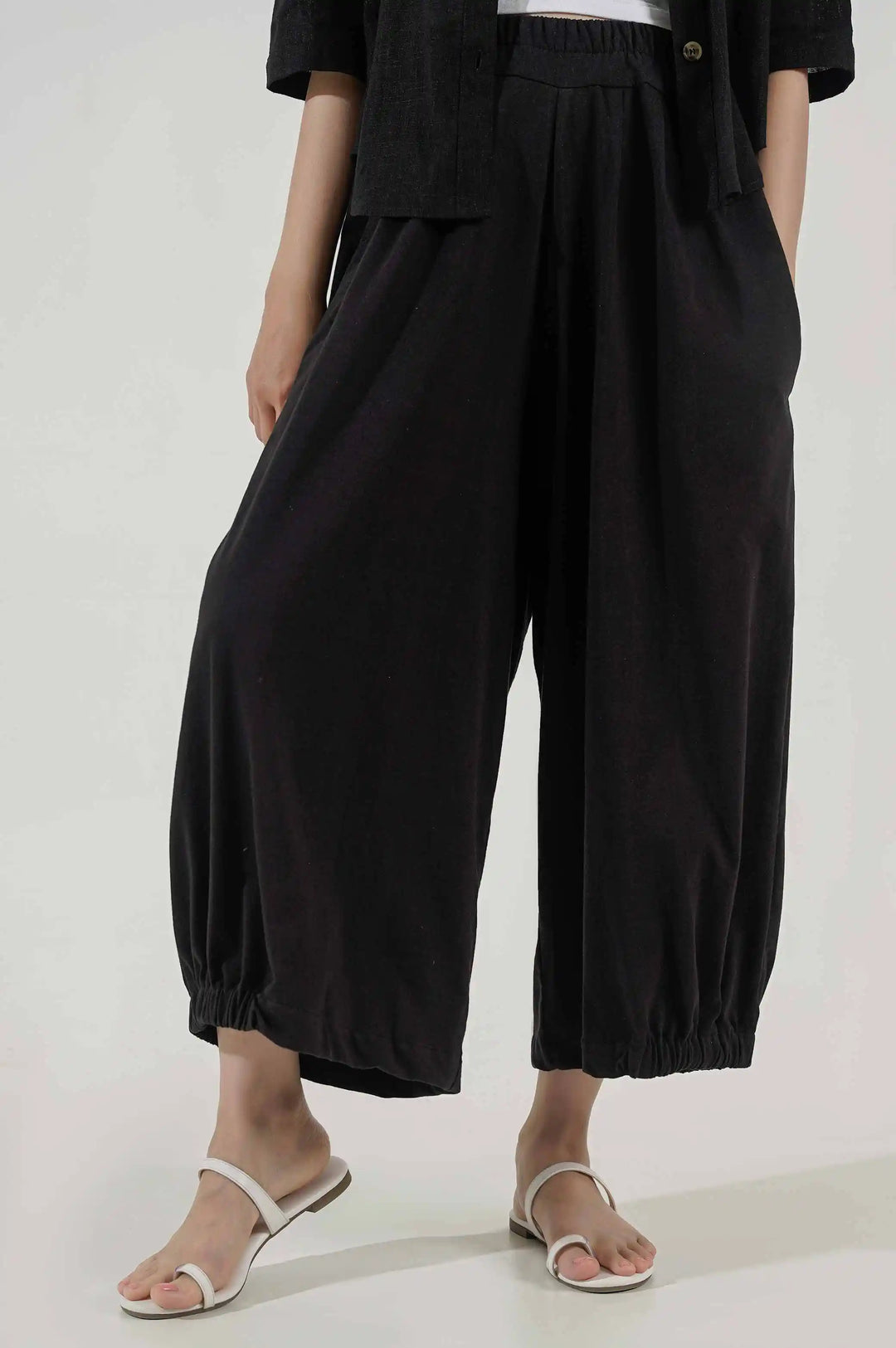 BLACK HAREM PANTS