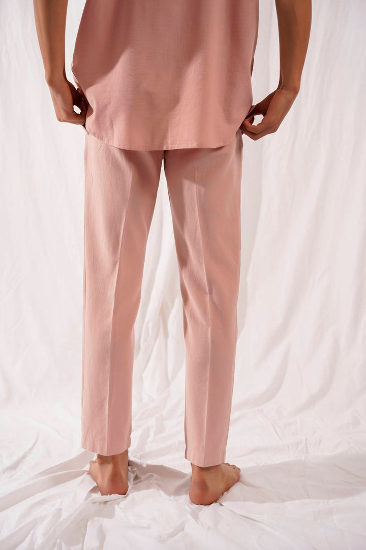 LIGHT PINK BASIC TAPERED PANTS