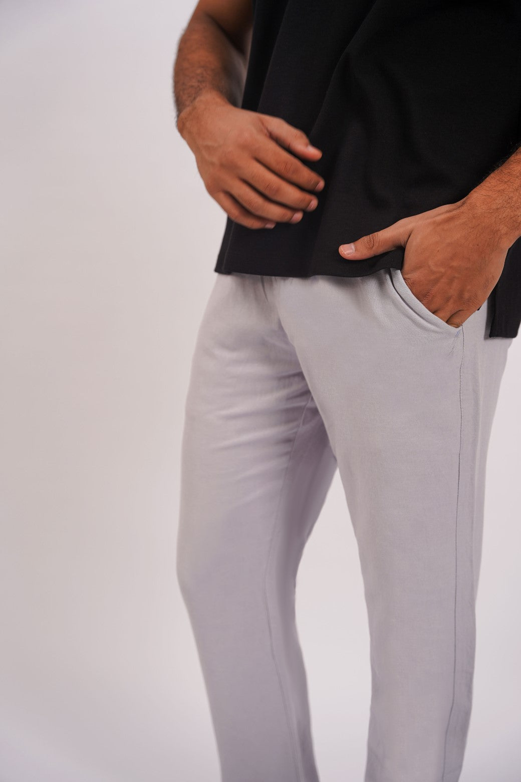 ICE BLUE LINEN TURN-UP PANTS