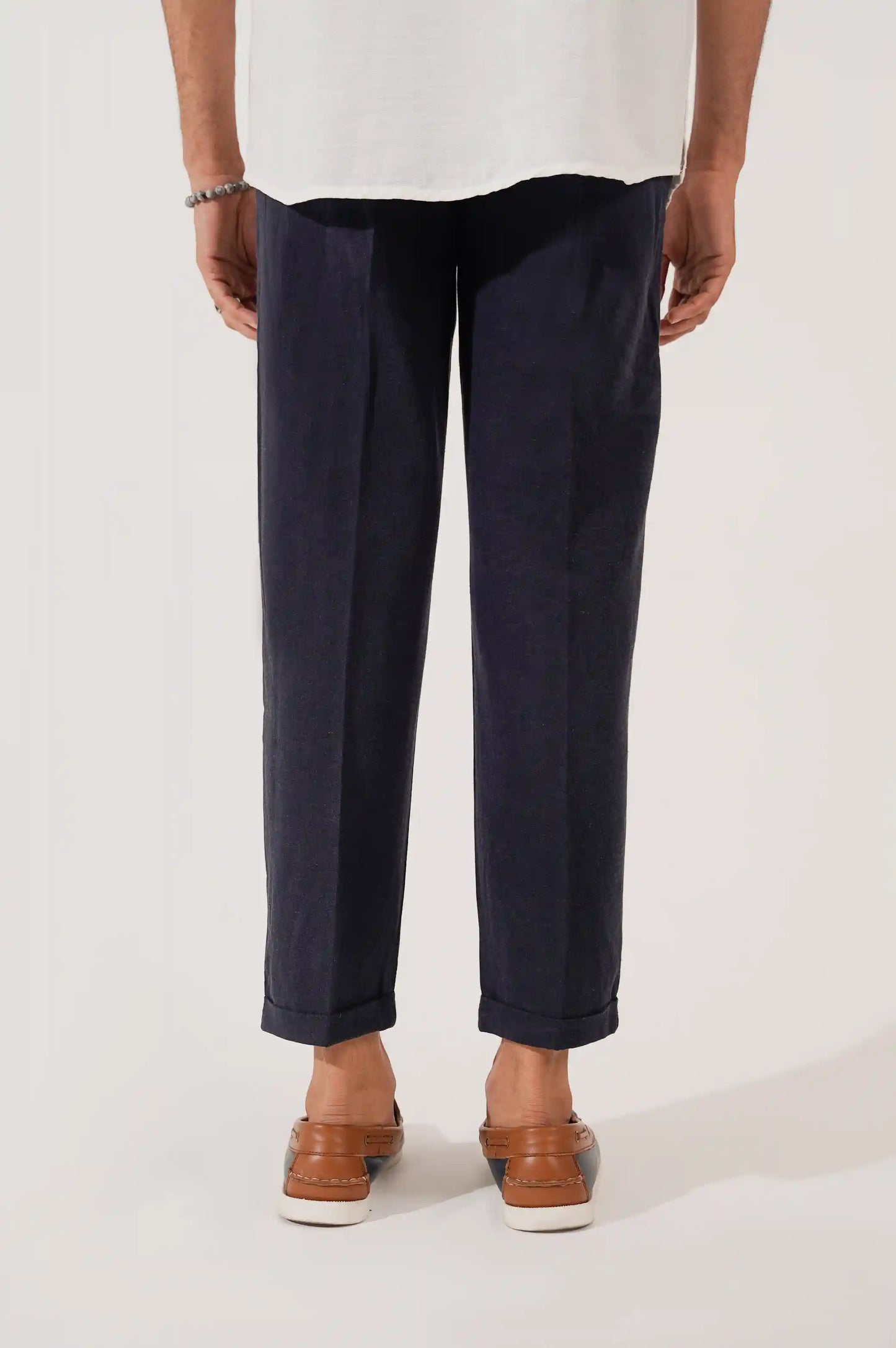 NAVY LINEN TURN-UP PANTS