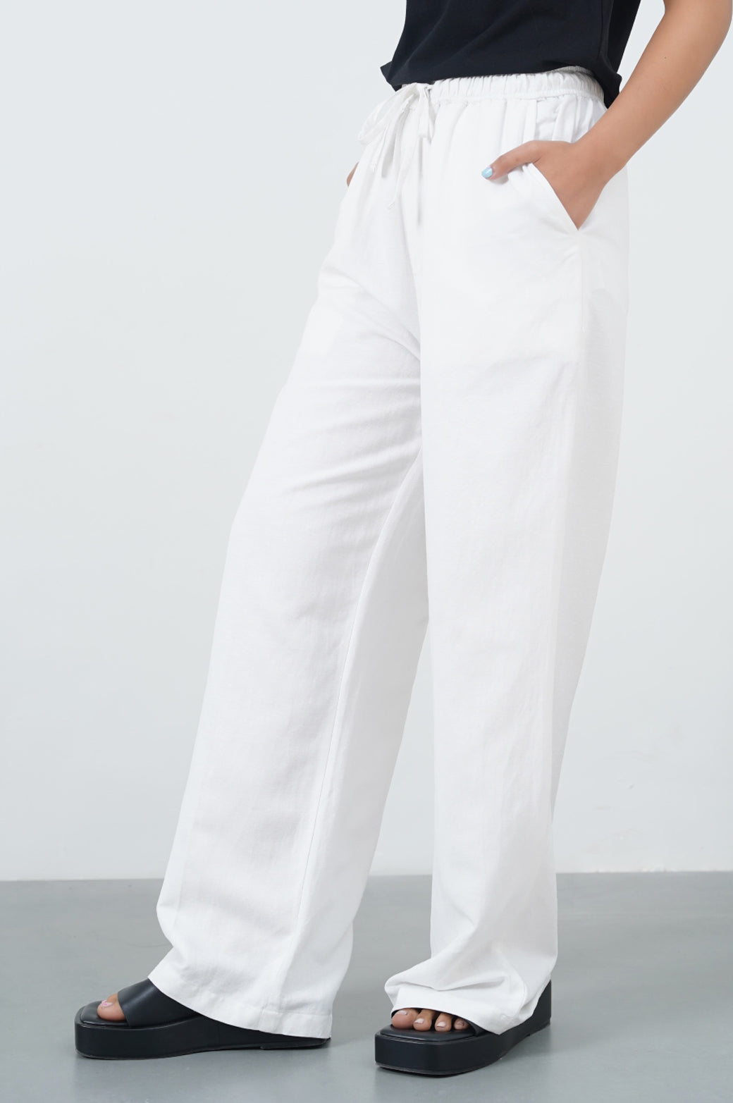 WHITE DRAWSTRING WIDE LEG PANTS