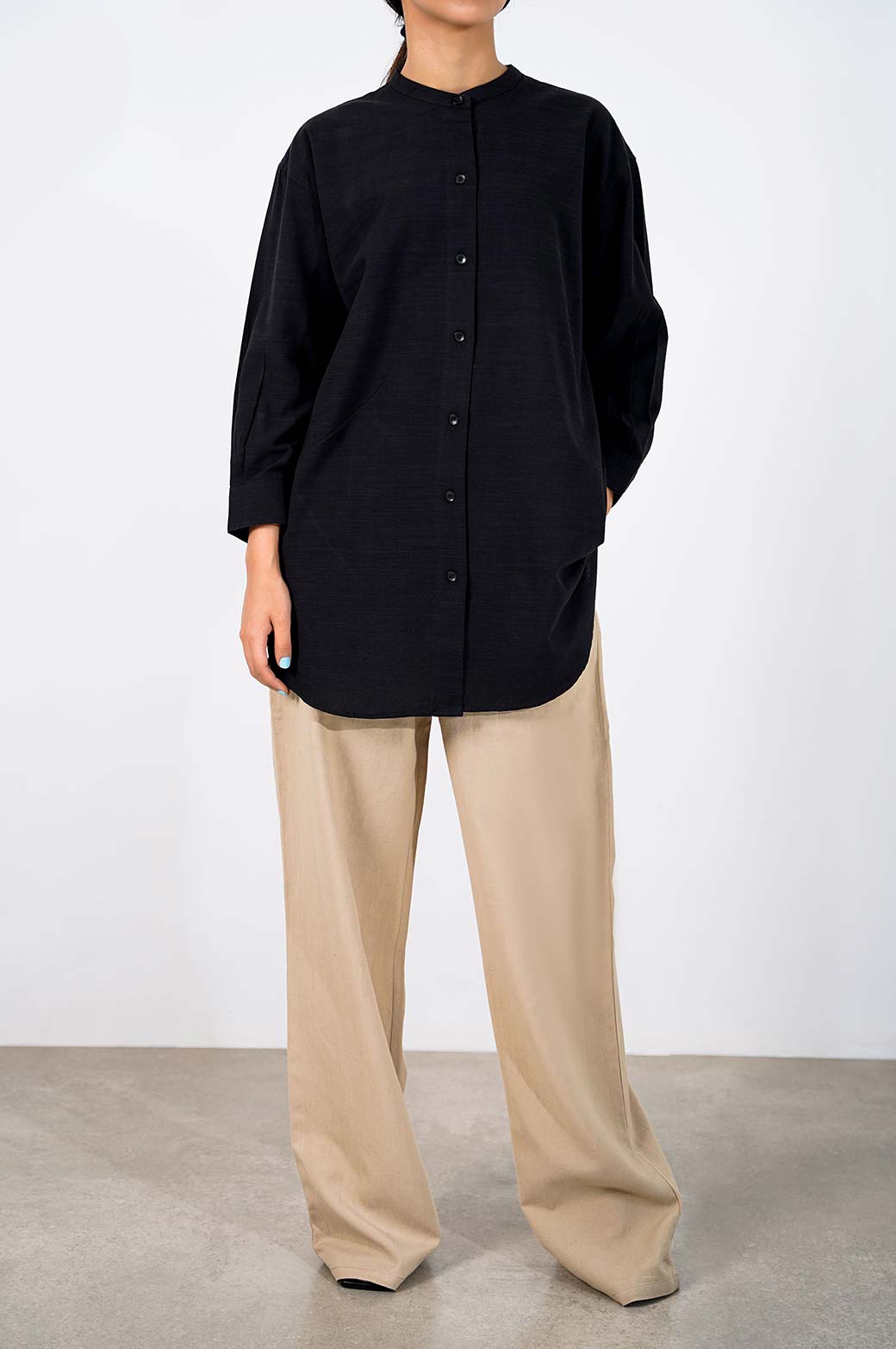 BLACK BAND COLLAR LONG SHIRT