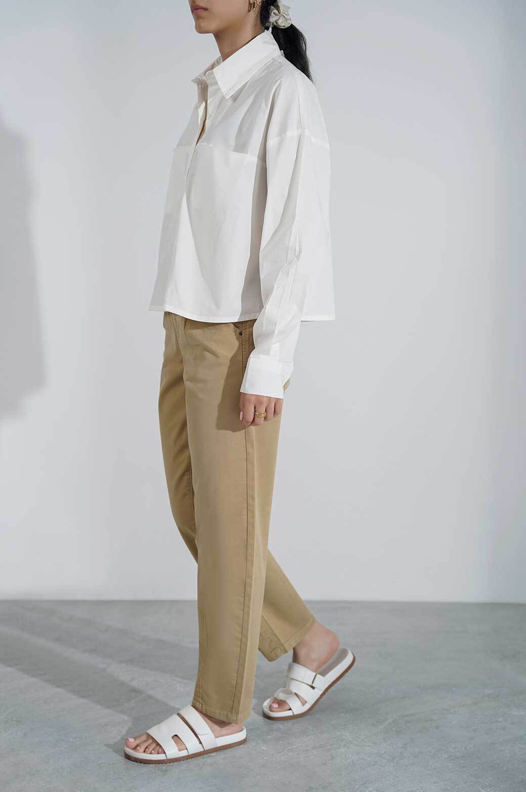 WHITE CROPPED BUTTON DOWN SHIRT