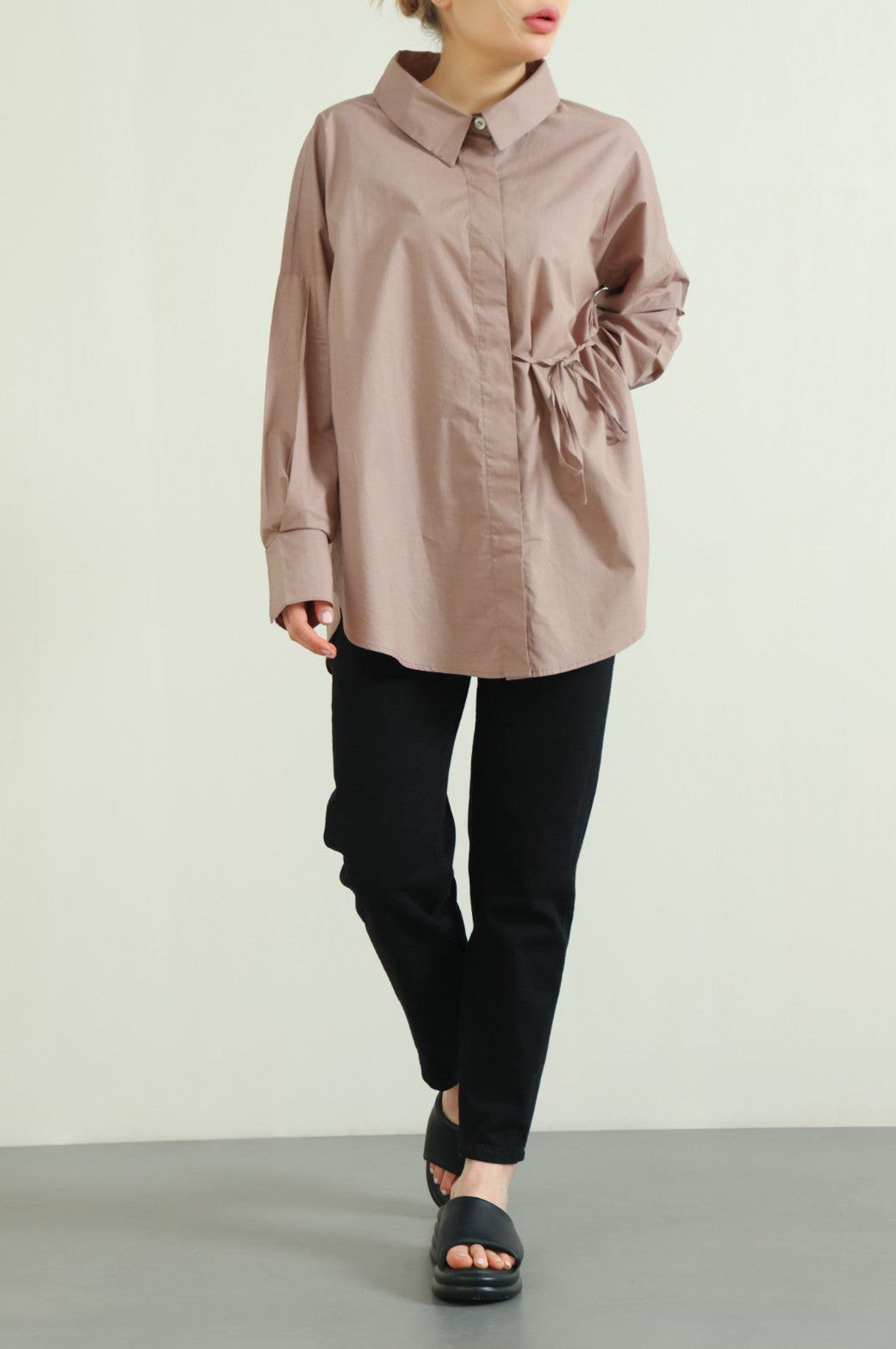 BROWN TIE-UP POPLIN SHIRT