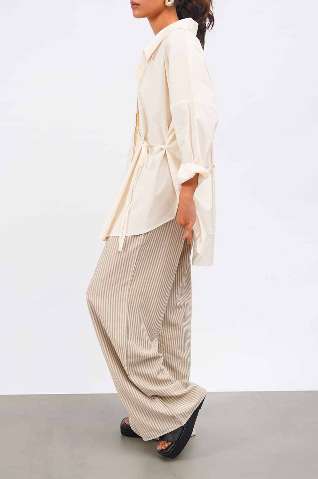 OFF WHITE TIE-UP POPLIN SHIRT