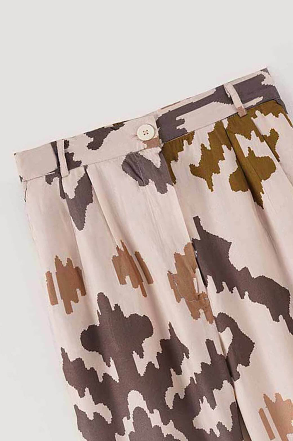 BROWN PRINTED DRAWSTRING STRAIGHT PANTS