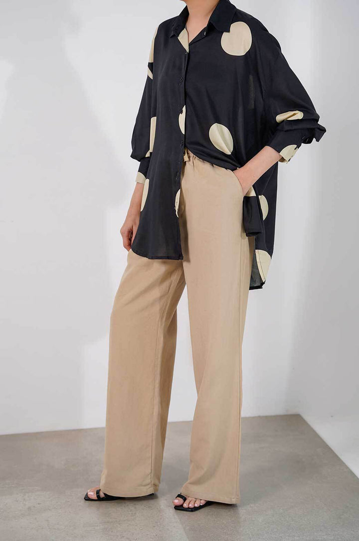 BLACK OVERSIZED BUTTON DOWN SHIRT