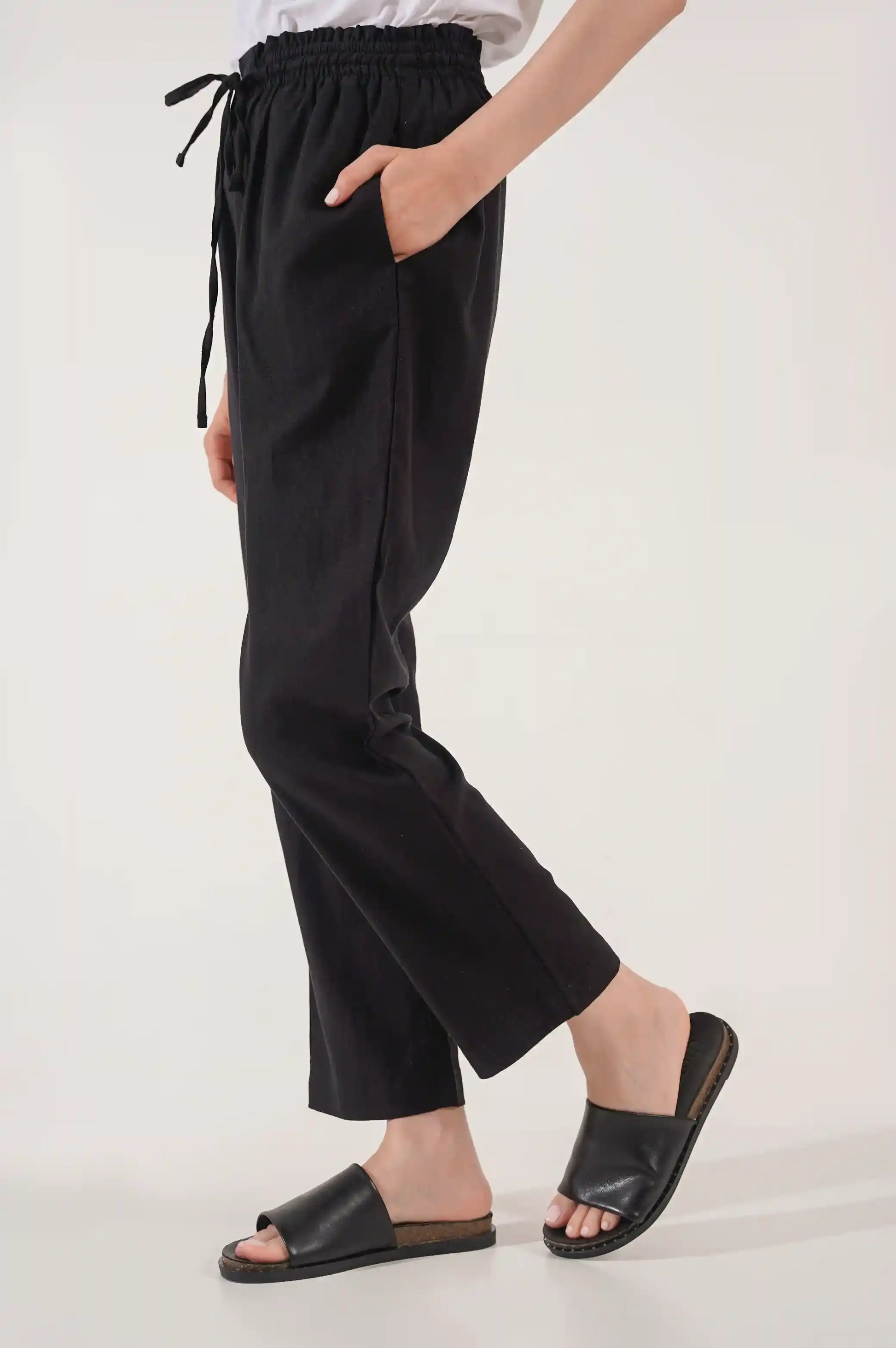 BLACK PAPERBAG PANTS