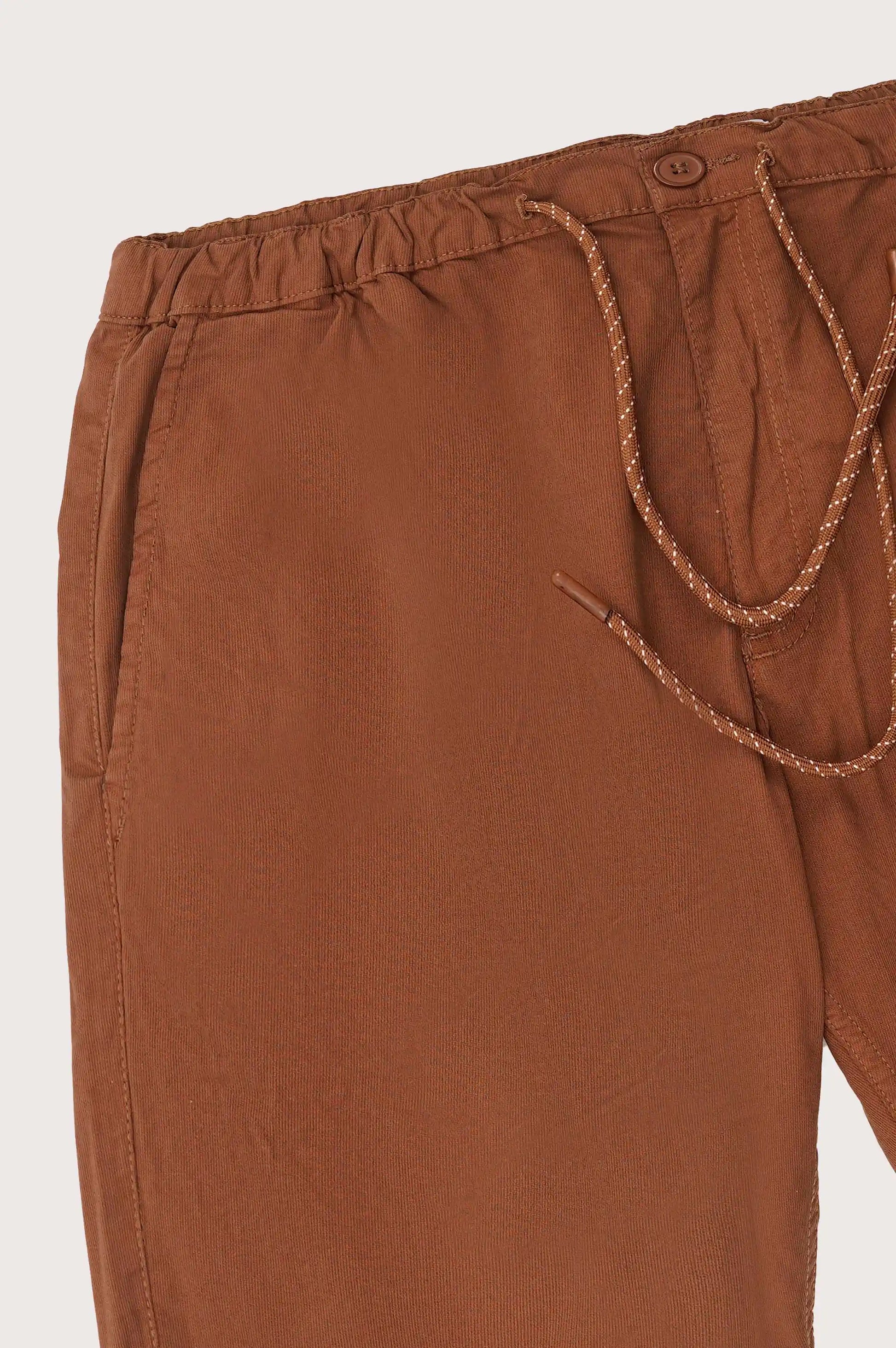 BROWN DRAWSTRING EASY SHORTS
