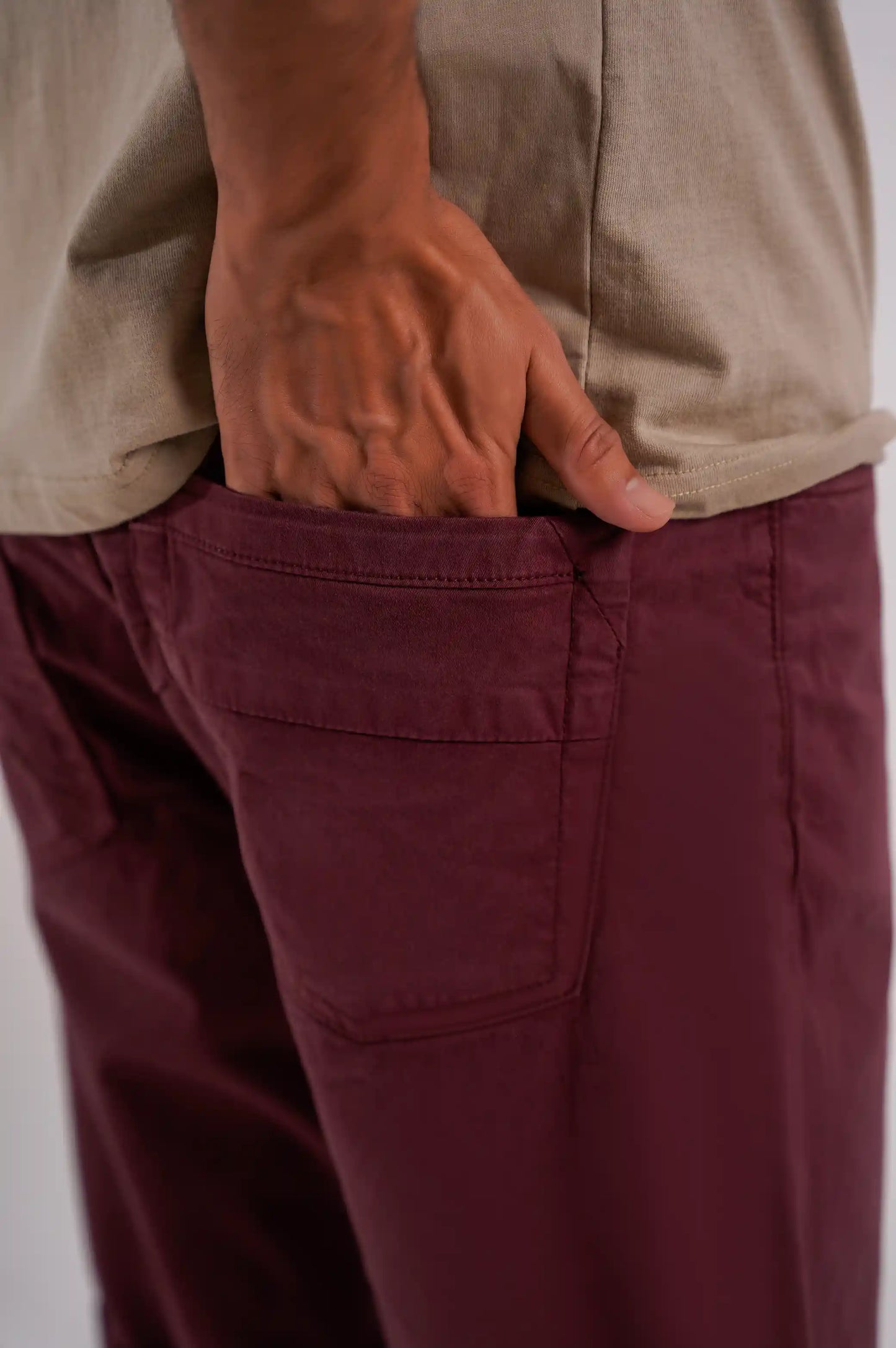 BURGUNDY CASUAL SHORTS