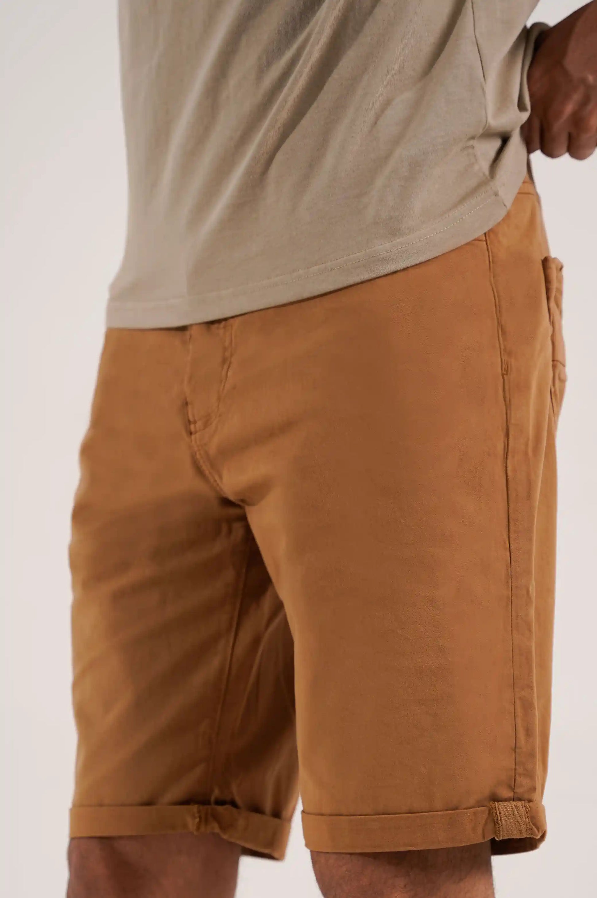 CAMEL CASUAL SHORTS