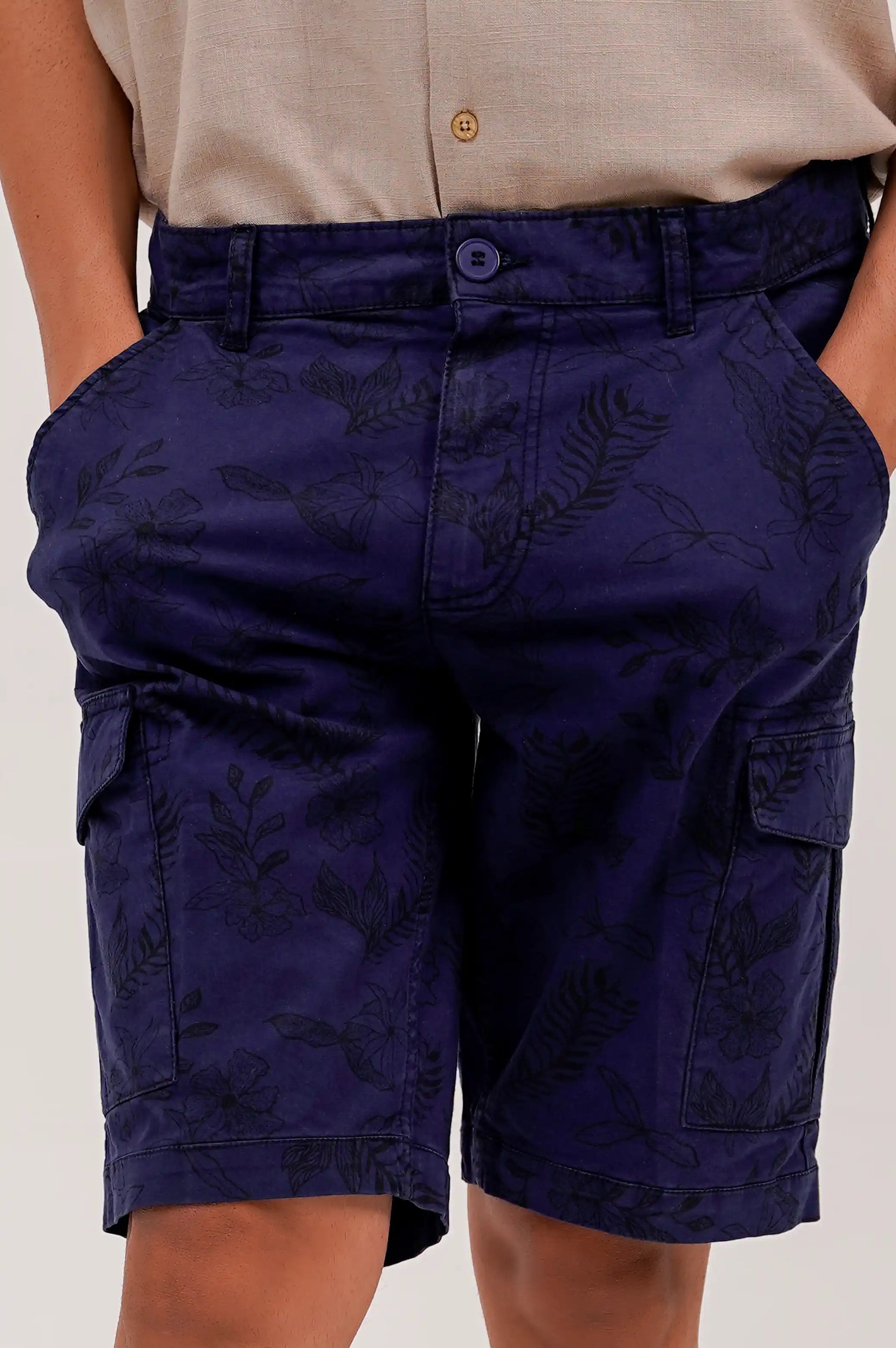 BLUE CARGO PRINTED SHORTS