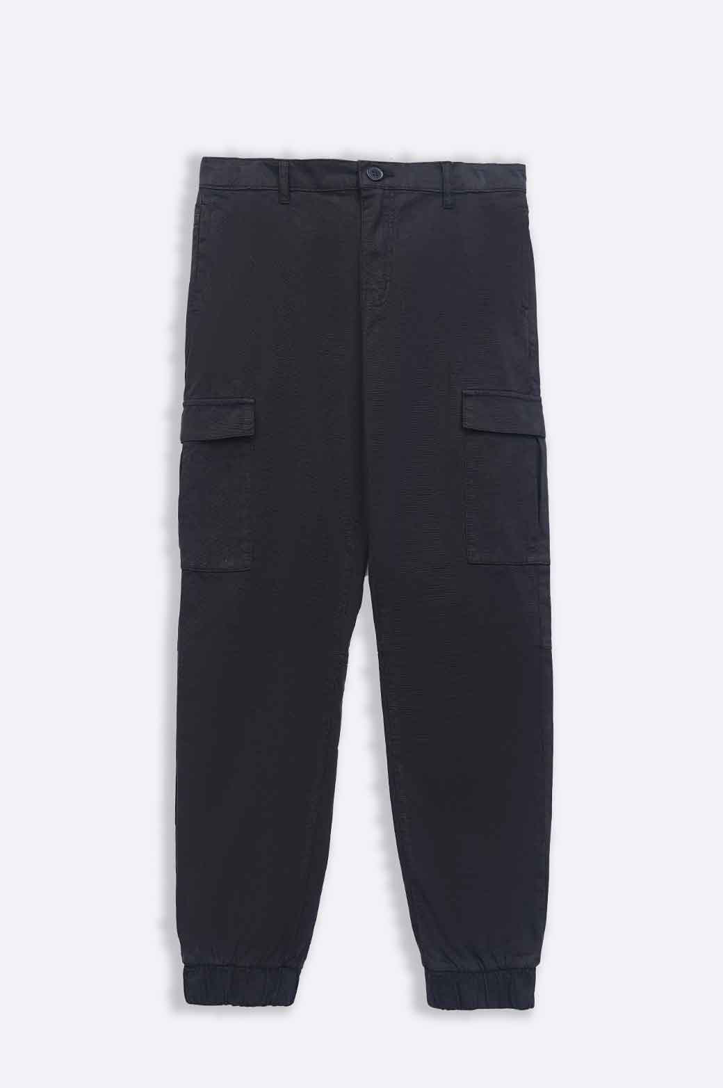 BLACK CARGO PANTS