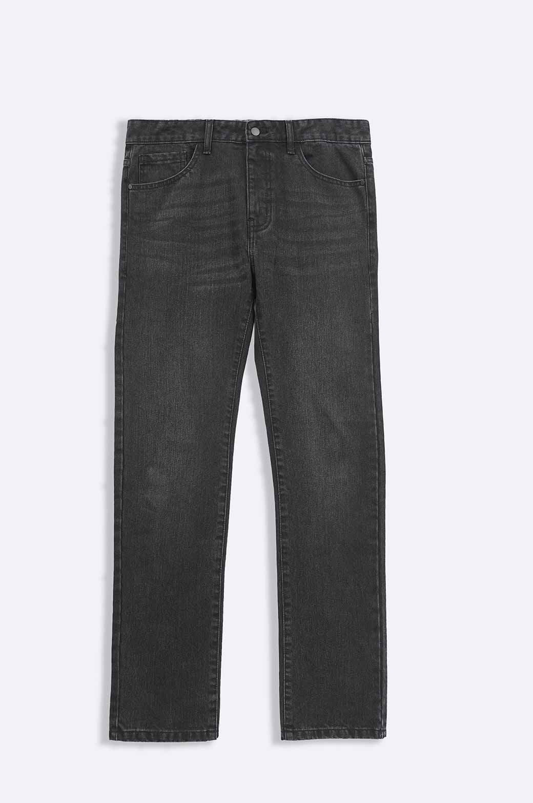 BLACK STRAIGHT FIT JEANS