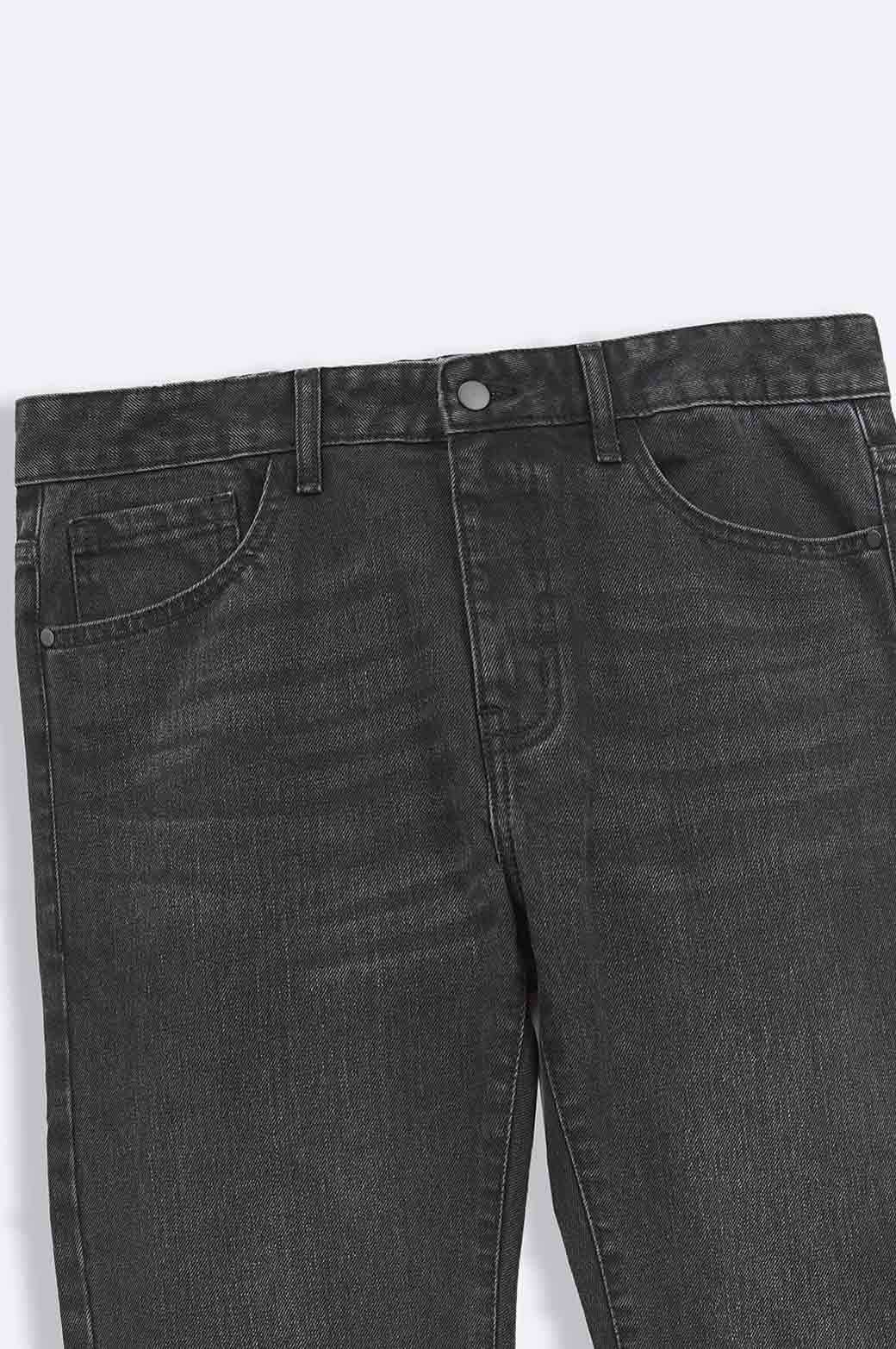 BLACK STRAIGHT FIT JEANS