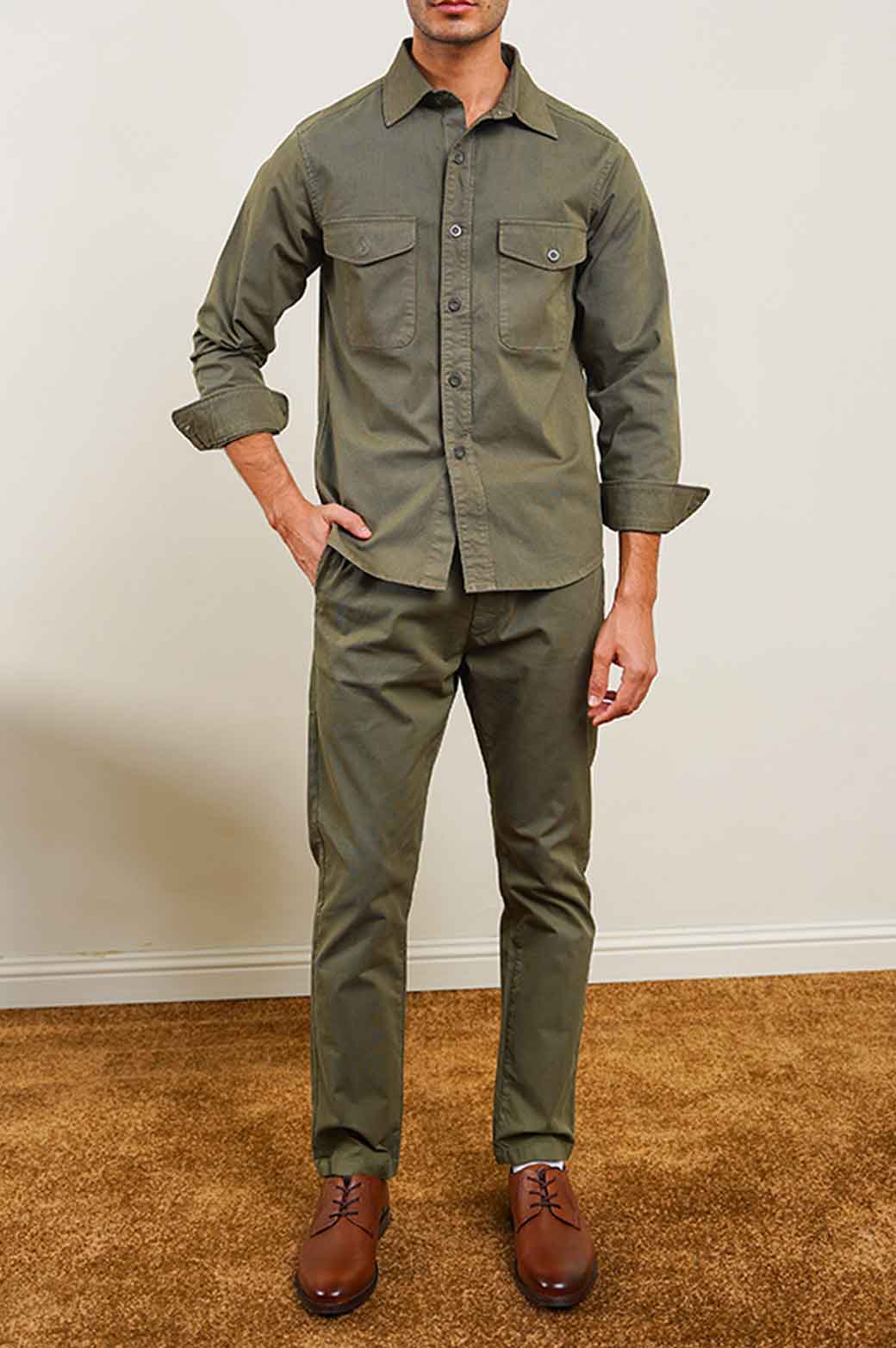OLIVE EASY CHINO PANTS