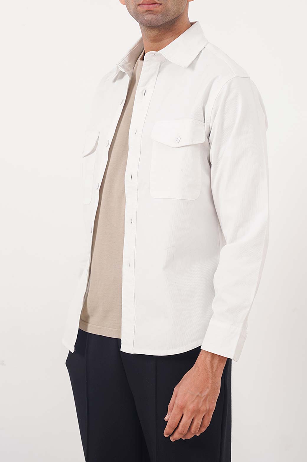 WHITE OVERSHIRT WITH POCKETS