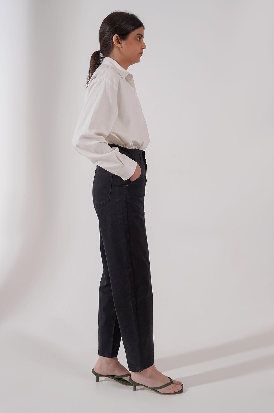 BLACK HIGH WAISTED CHINOS