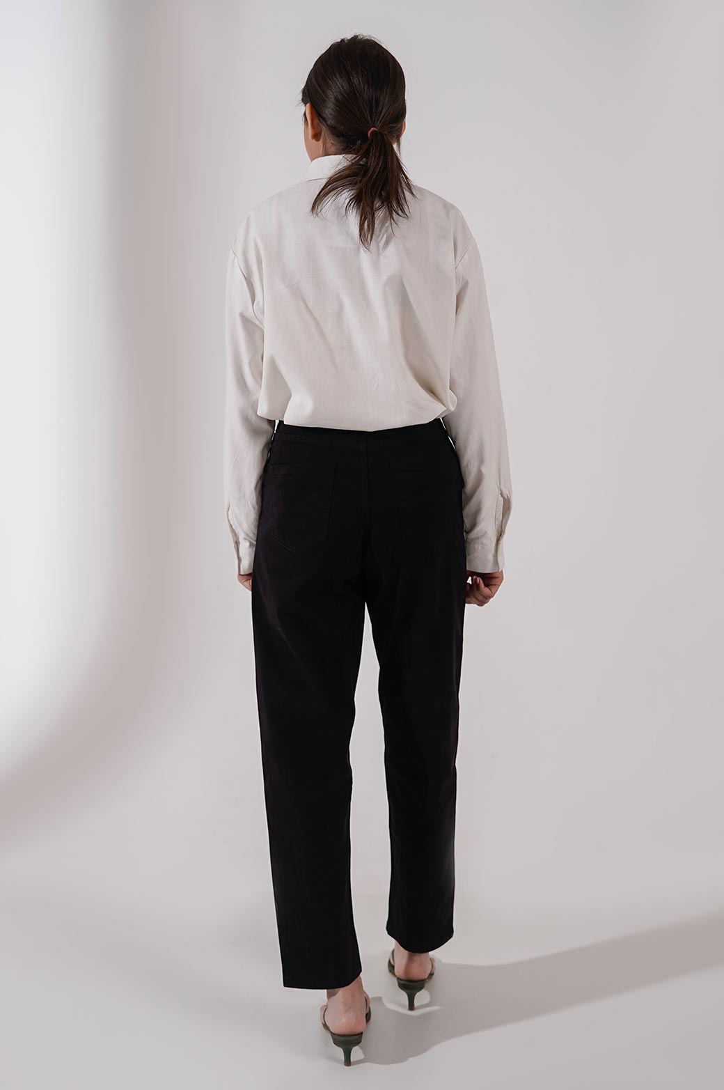 BLACK HIGH WAISTED CHINOS